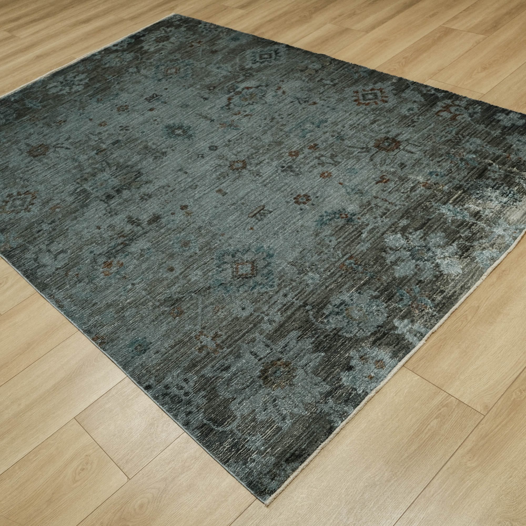 Makine Dokuma Vintage Desenli Antrasit Sentetik Halı