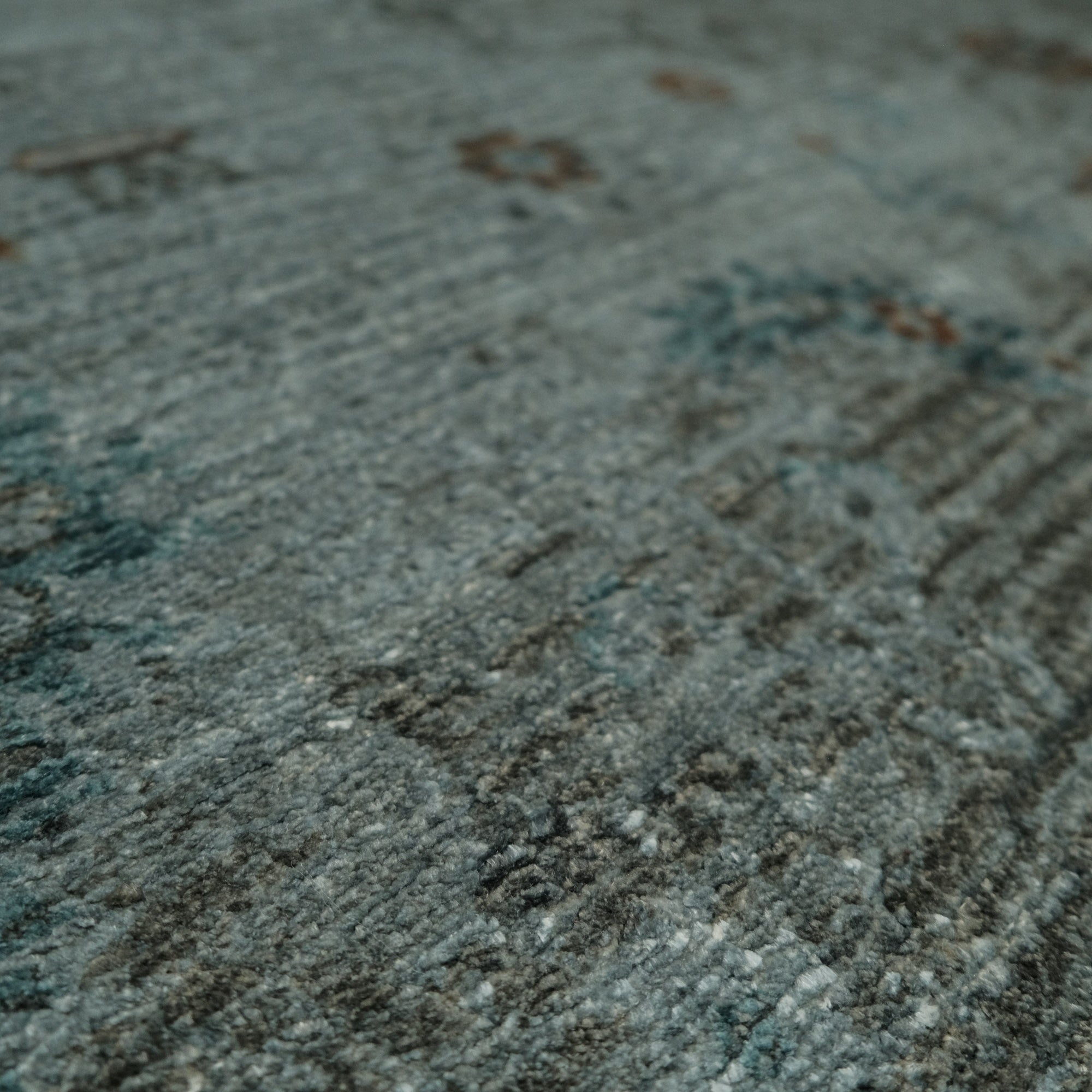 Makine Dokuma Vintage Desenli Antrasit Sentetik Halı