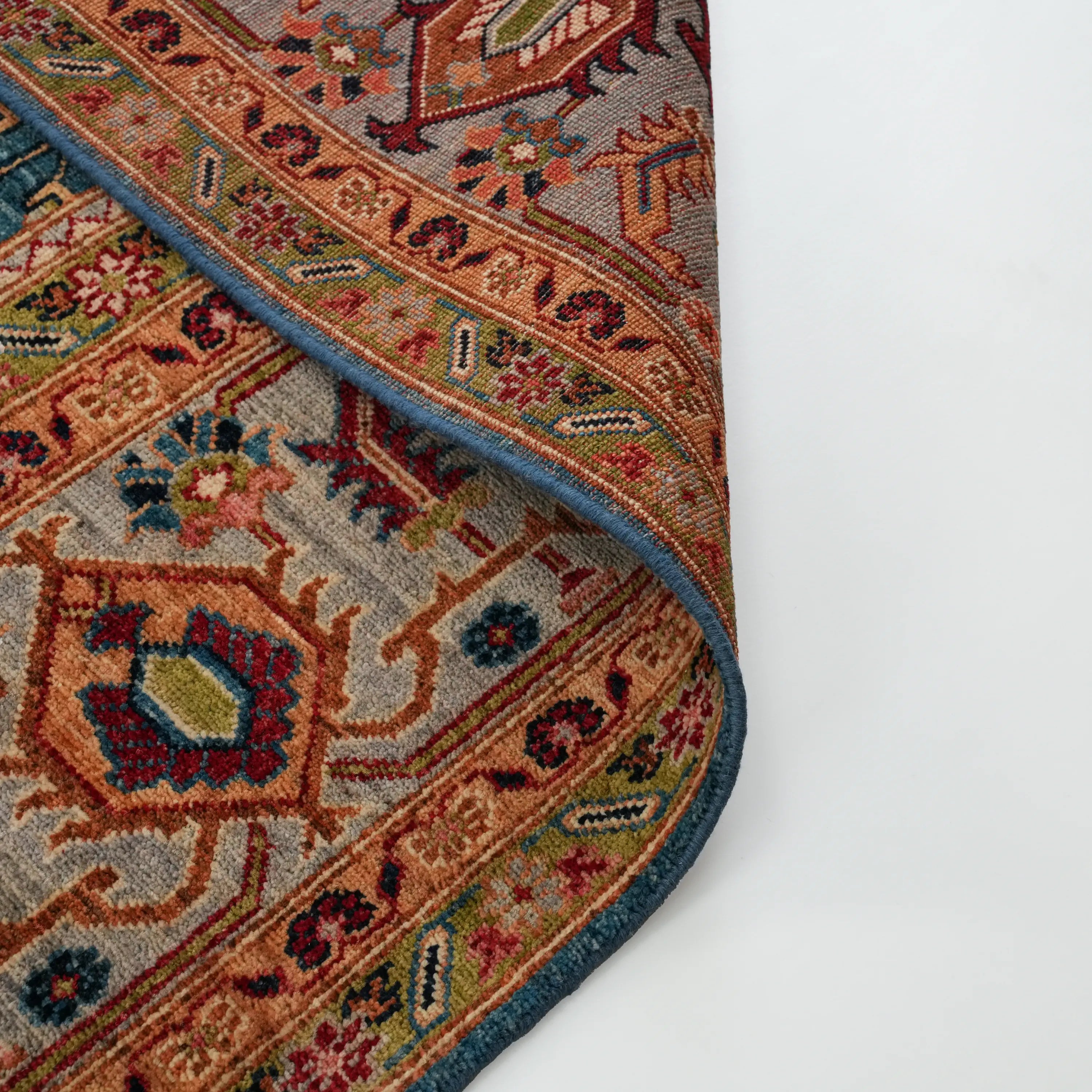 Mihman Serisi El Dokuma Uşak Desenli Mavi Yün Halı