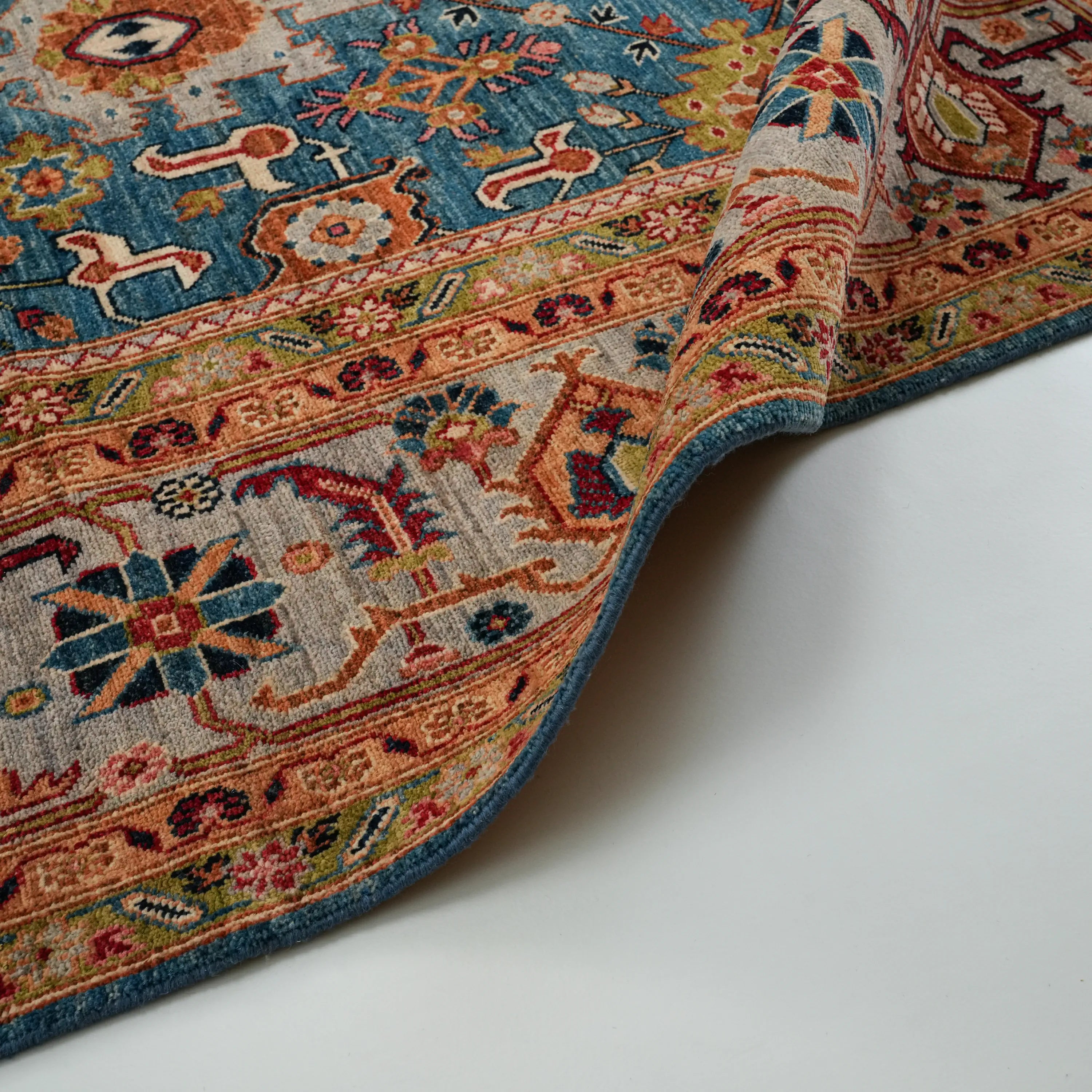 Mihman Serisi El Dokuma Uşak Desenli Mavi Yün Halı