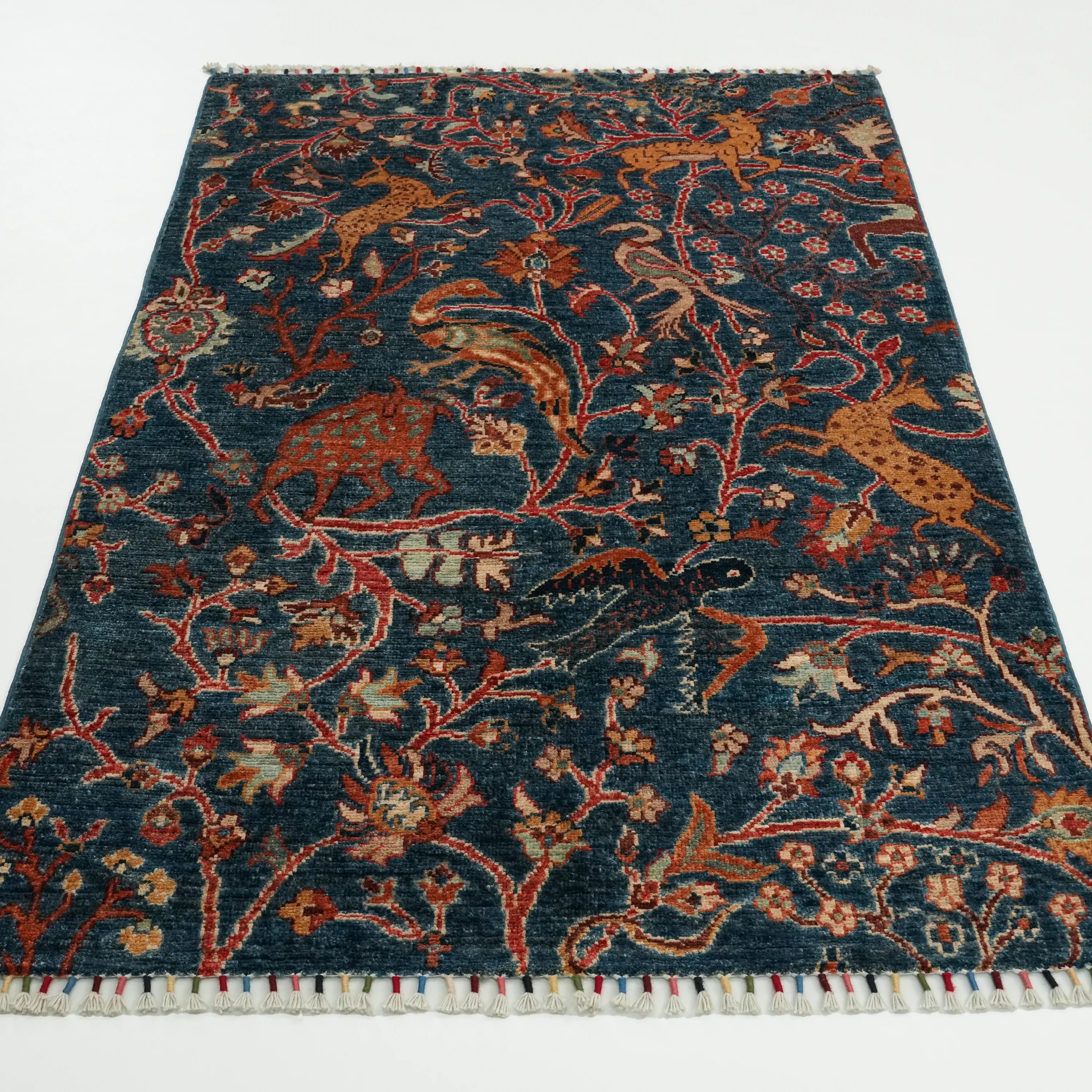 Mihman Series Handwoven Wool Flower Pattern Blue Rug
