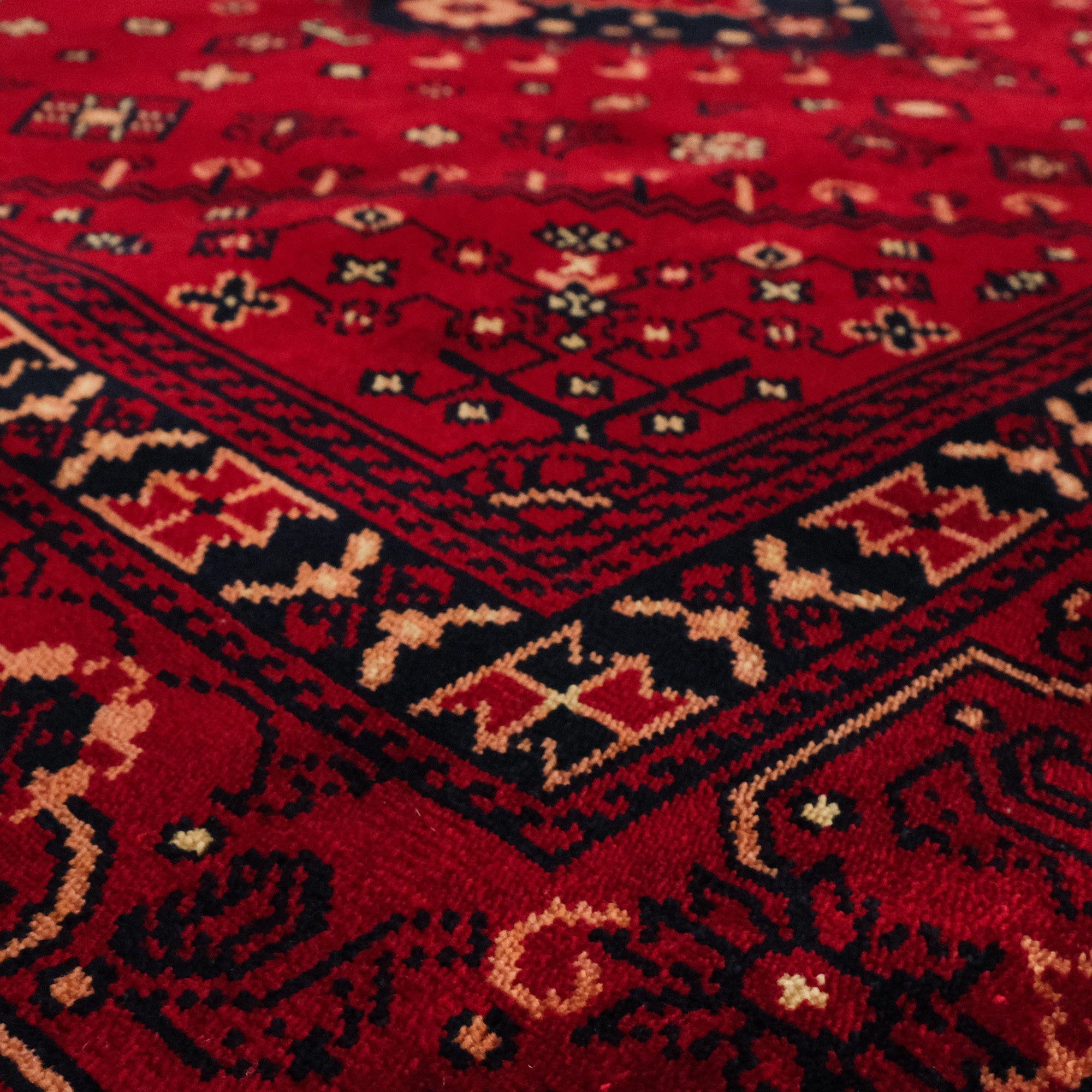 Nostalgia Afghan Design Machine Woven Carpet