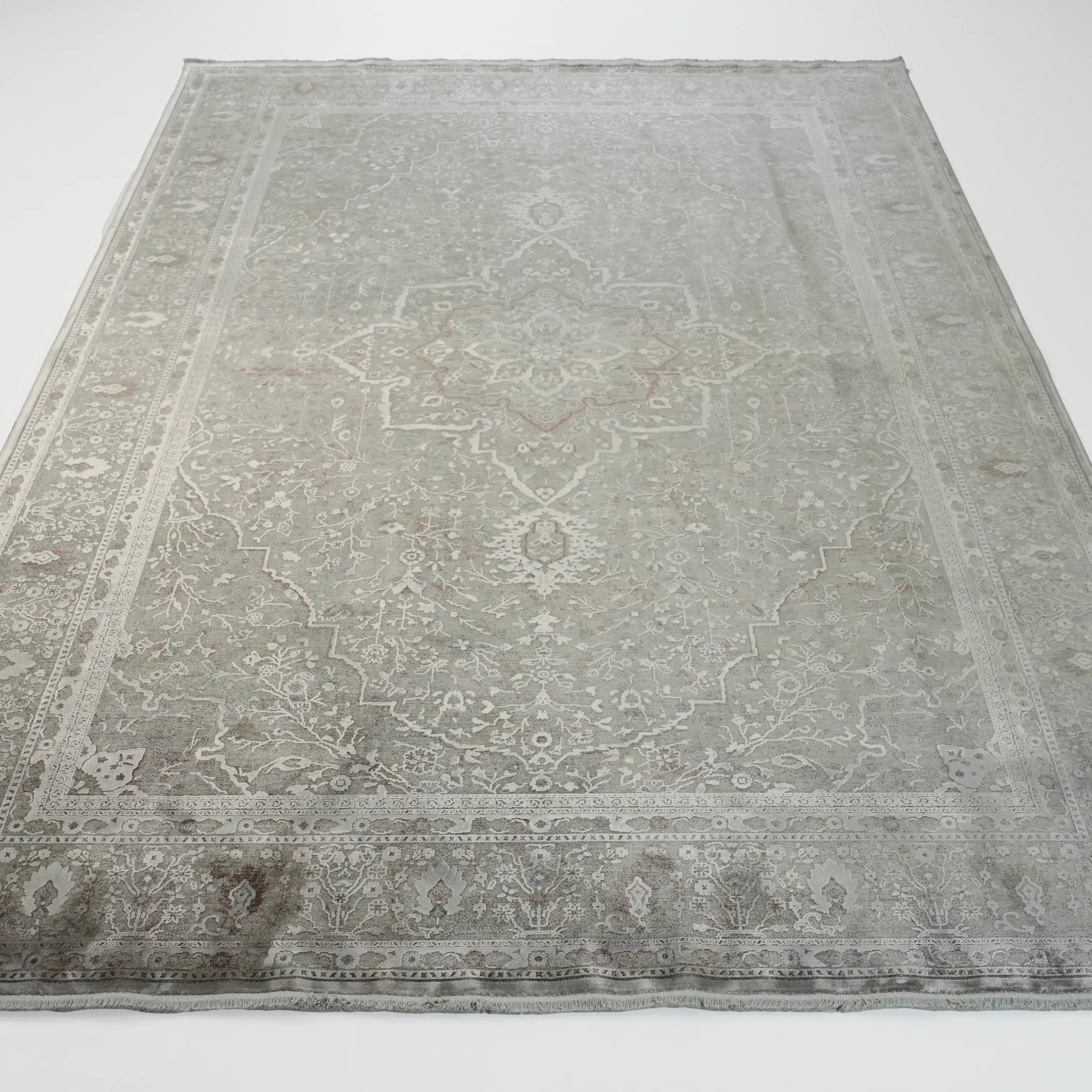 Odak Serisi Çiçek Desenli Gri Viskon Halı