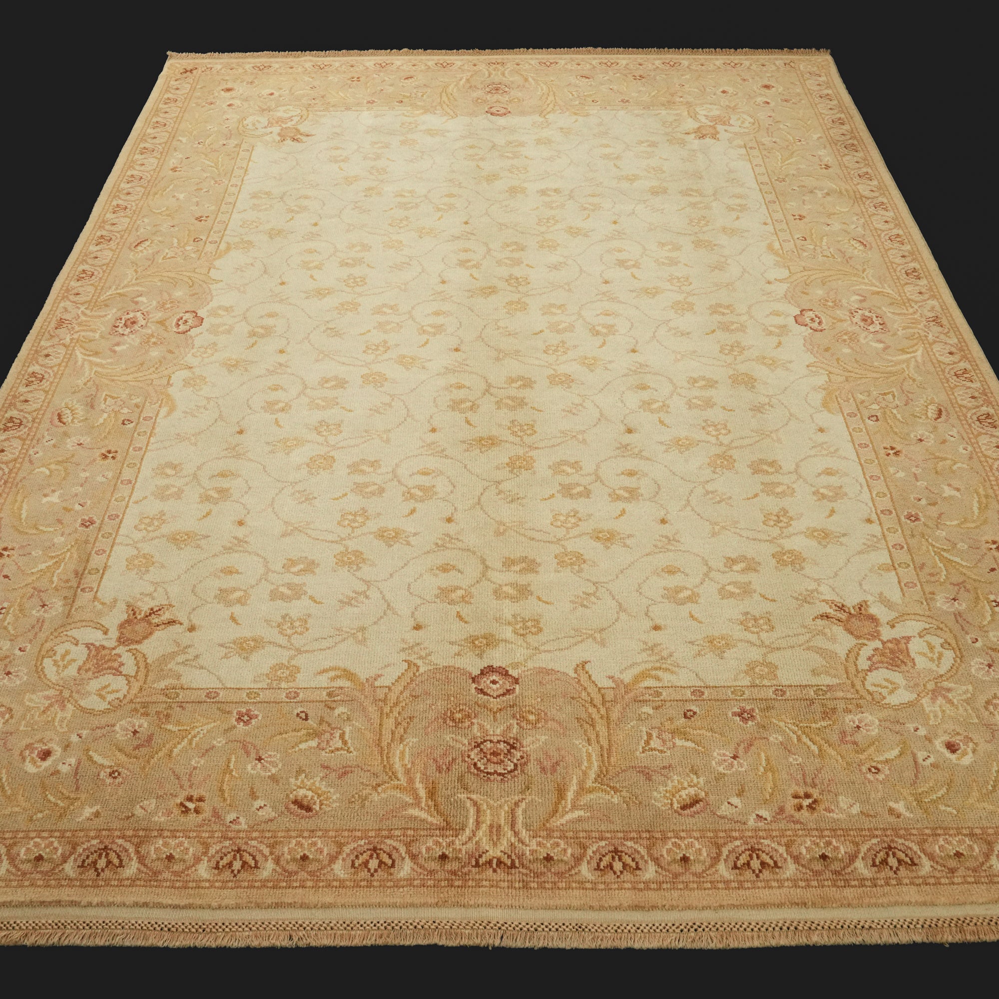 Ottoman Serisi El Dokuma Çiçek Desenli Krem Yün Halı