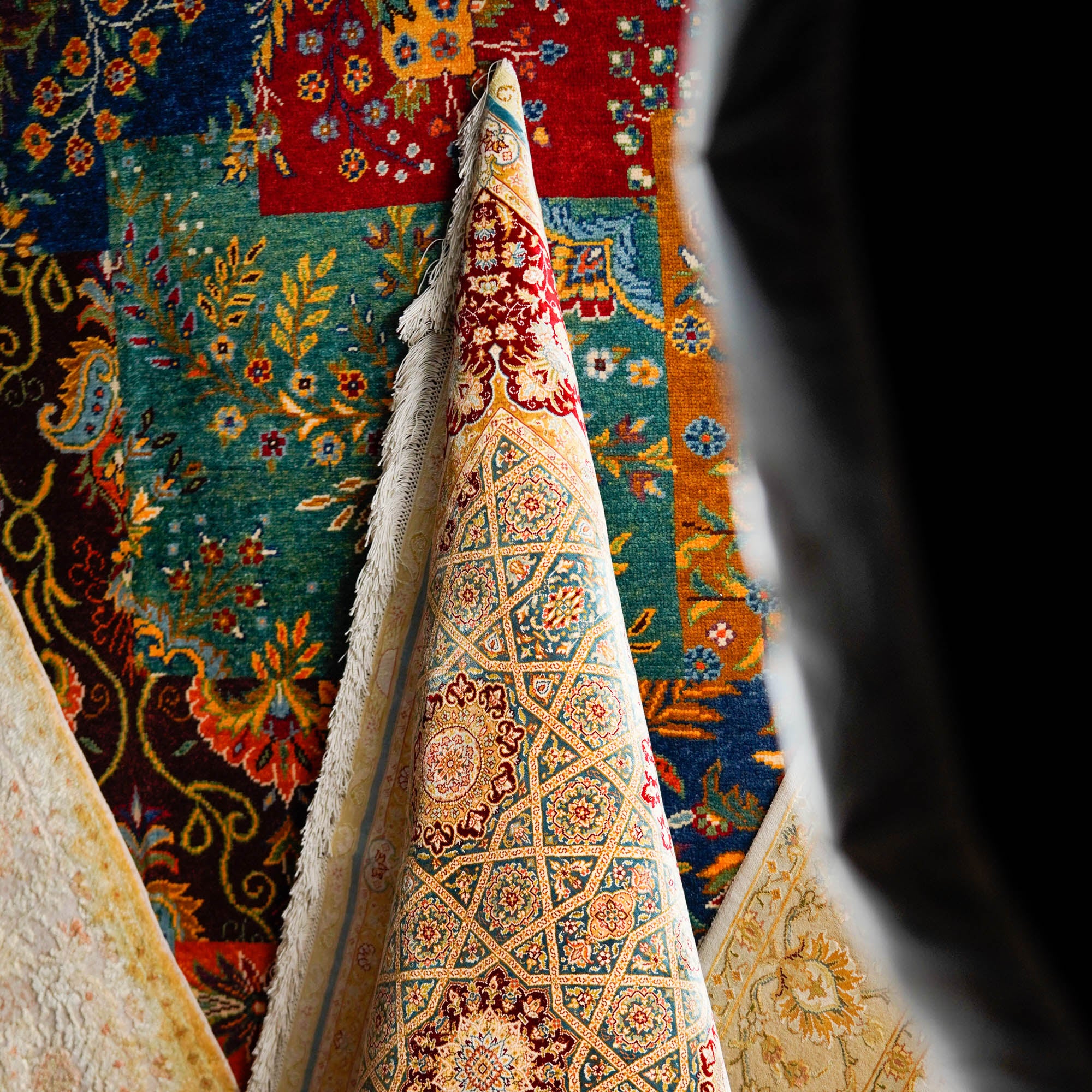 Frame Design Hand Woven Carpet