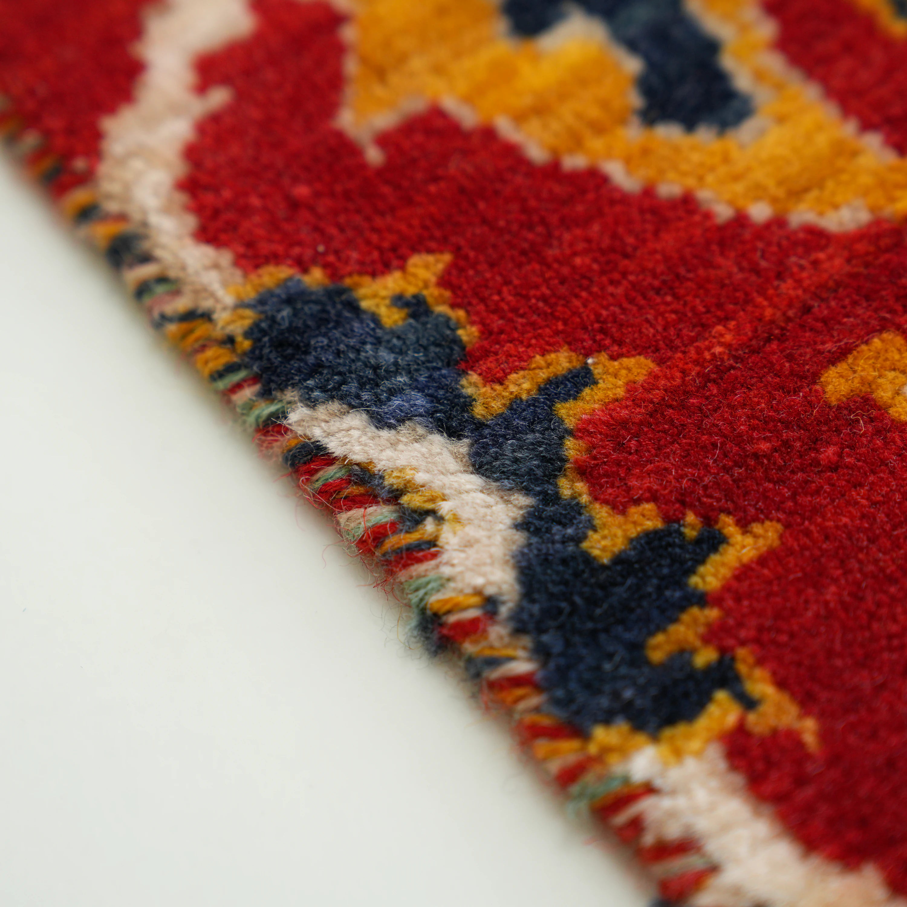 Patchwork Desenli Rengarenk Yün Tezgah Dokuma Halı