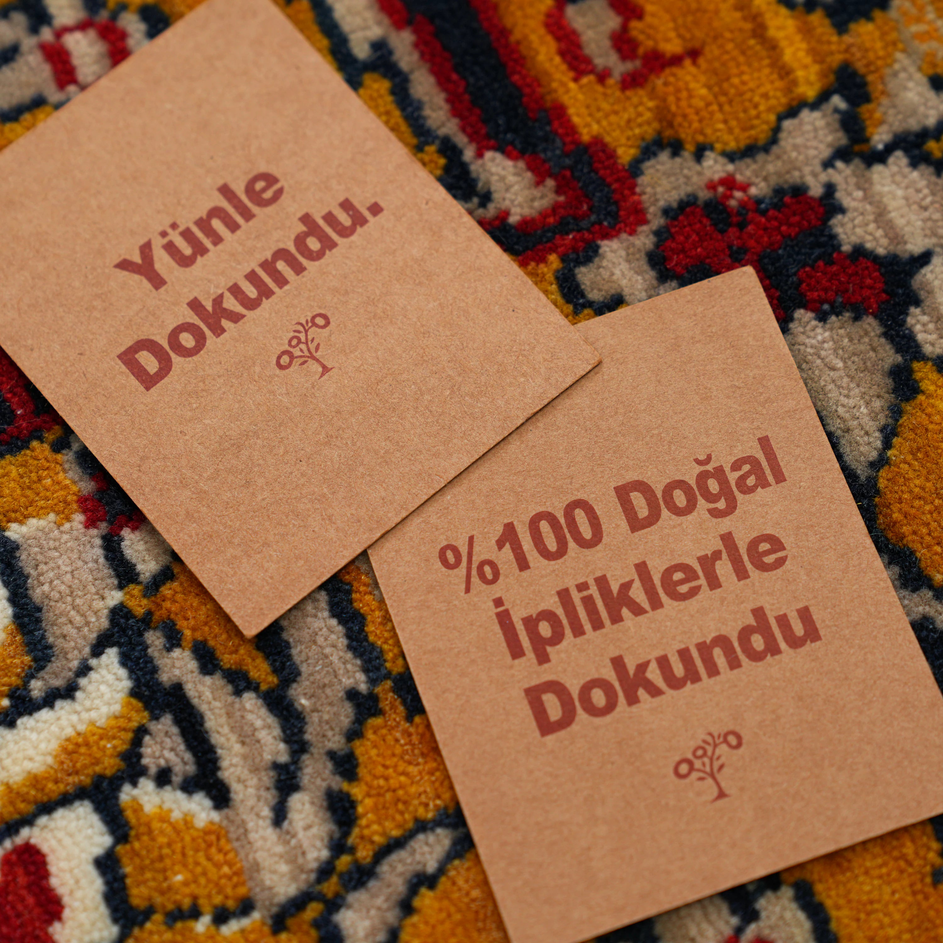 Patchwork Desenli Rengarenk Yün Tezgah Dokuma Halı