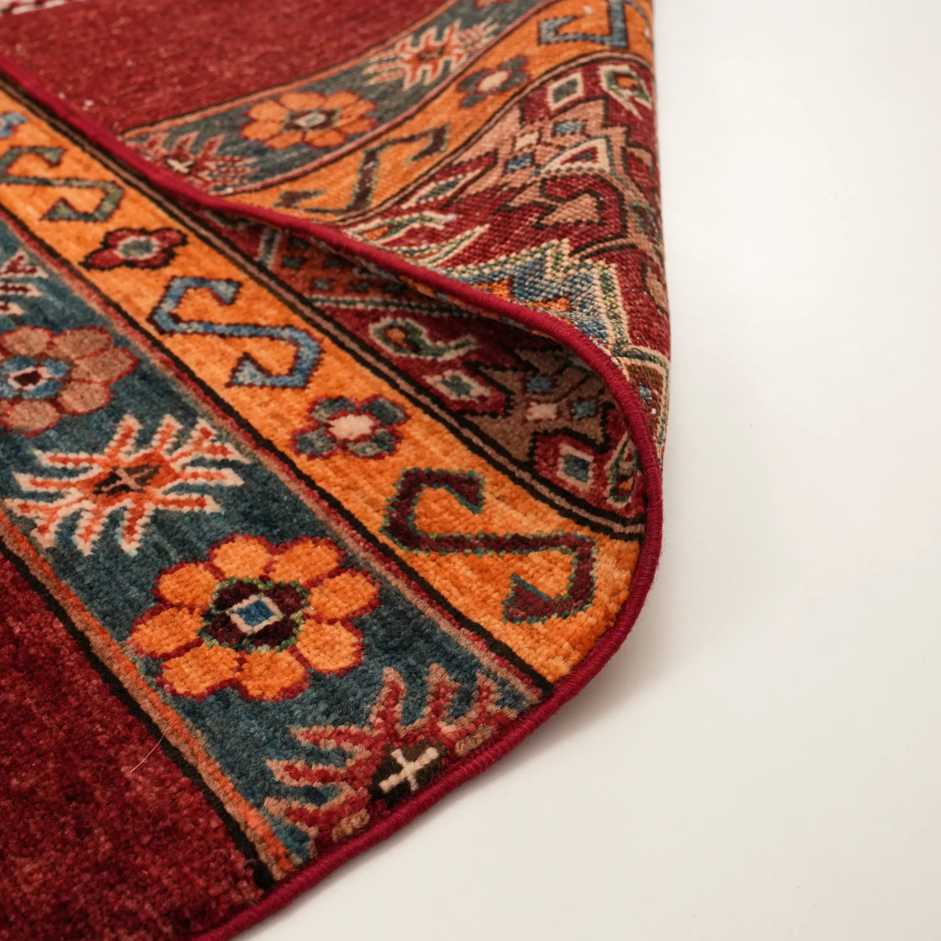 Pinhan Serisi El Dokuma Anadolu Desenli Kırmızı Yün Etnik Halı