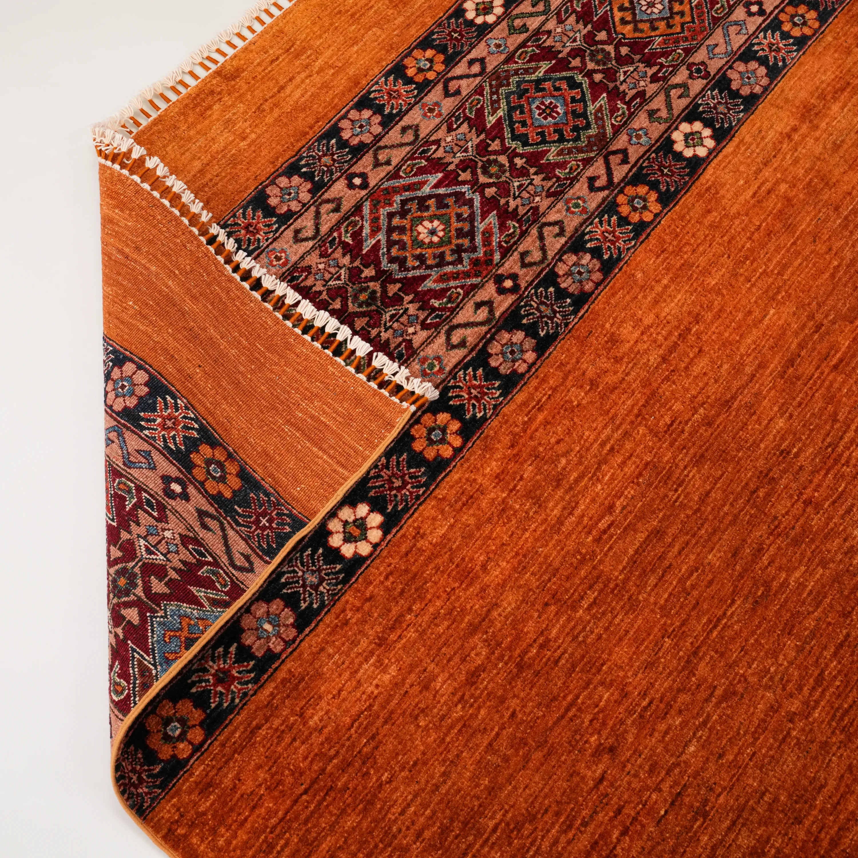 Pinhan Serisi El Dokuma Anadolu Desenli Yün Sarı Halı