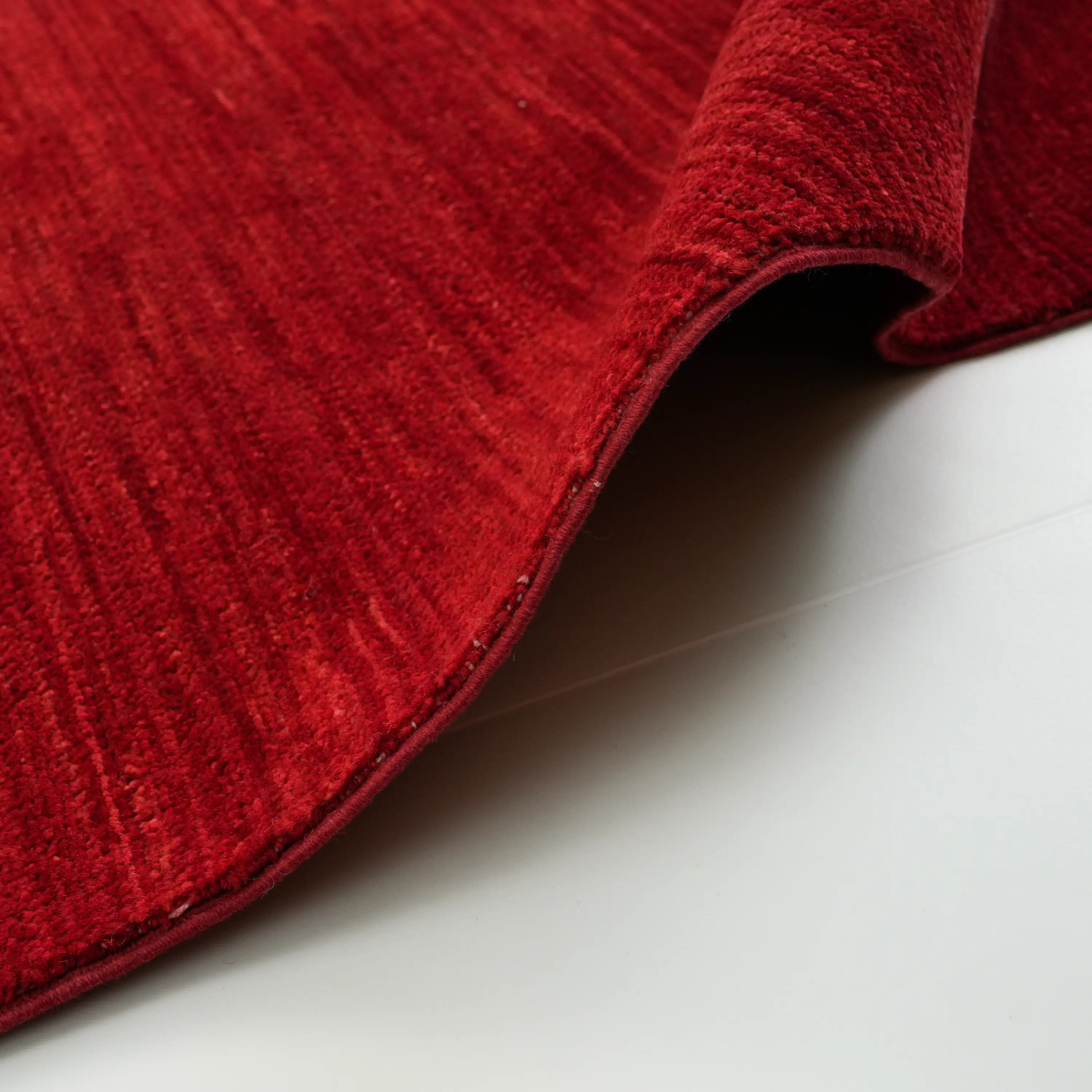 Pinhan Series Handwoven Plain Pattern Wool Red Rug