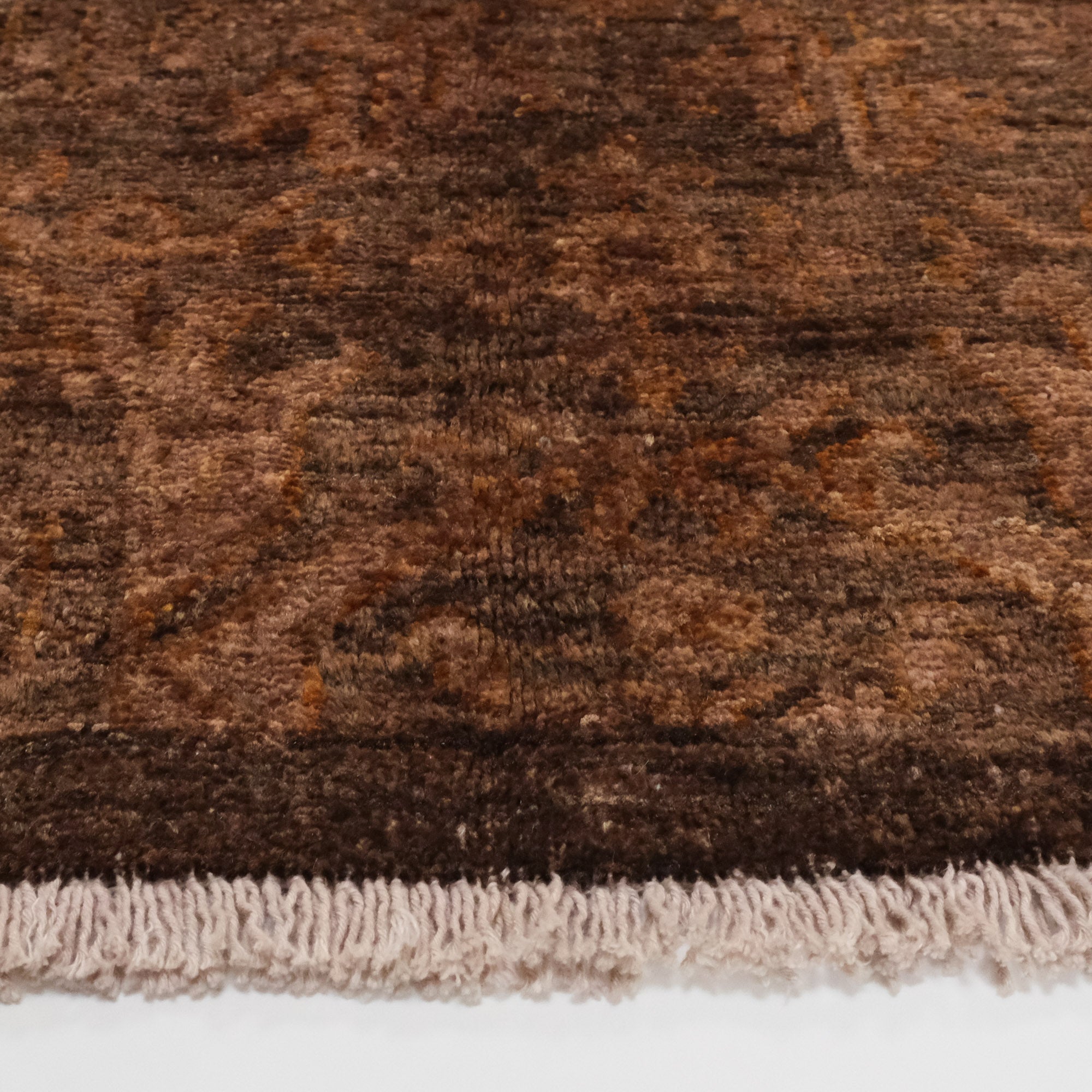 Retro Series Vintage Design Hand Woven Carpet