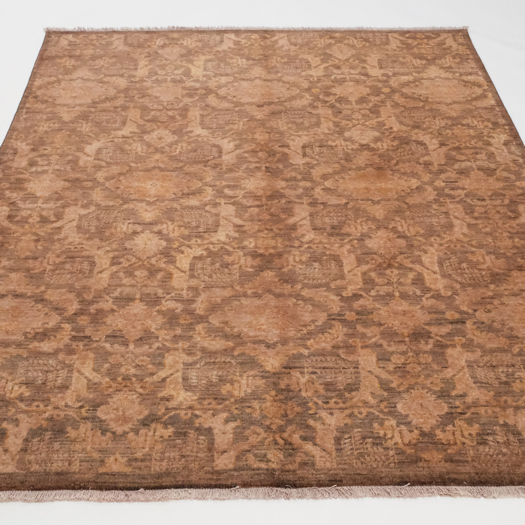 Retro Serisi El Dokuma Kahverengi Vintage Desenli Halı