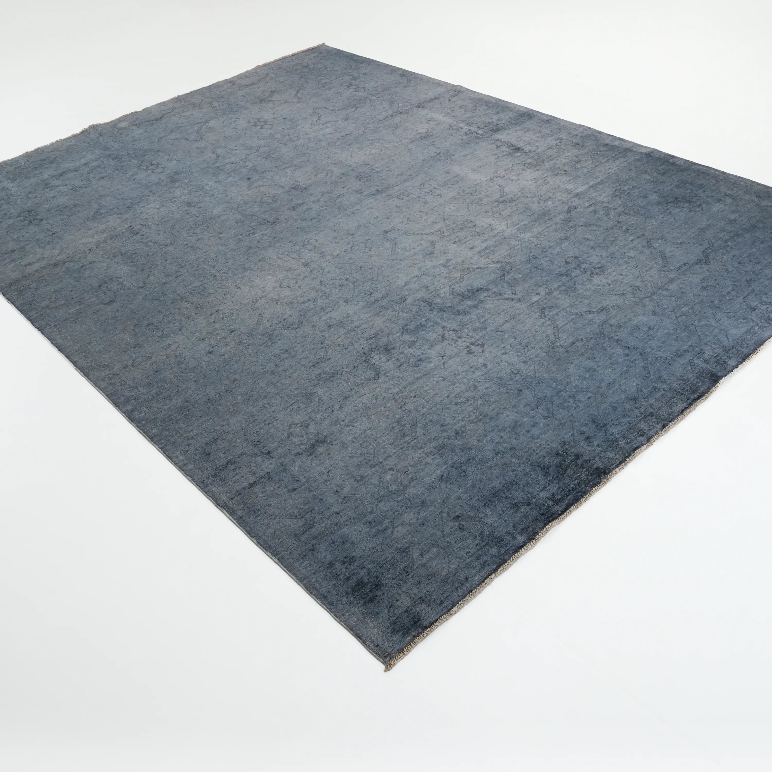 Retro Serisi El Dokuma Vintage Desenli Antrasit Yün Halı