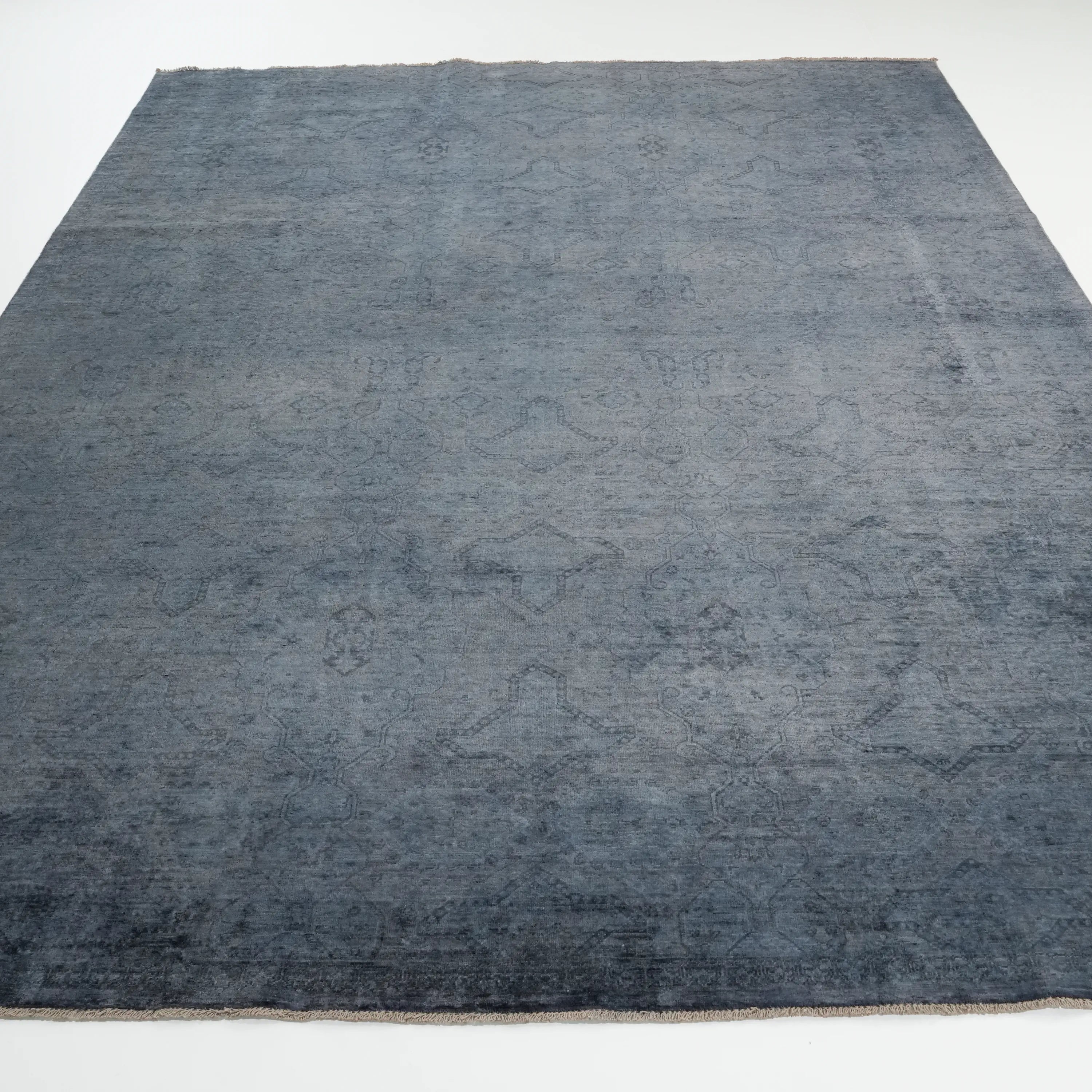 Retro Serisi El Dokuma Vintage Desenli Antrasit Yün Halı