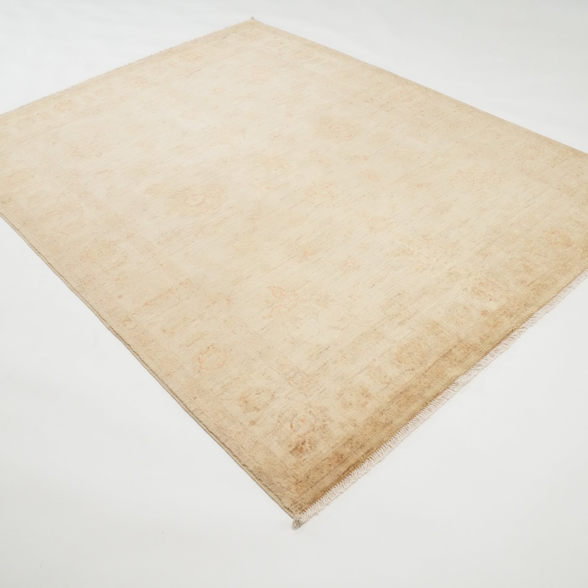 Retro Series Hand Woven Vintage Patterned Beige Carpet