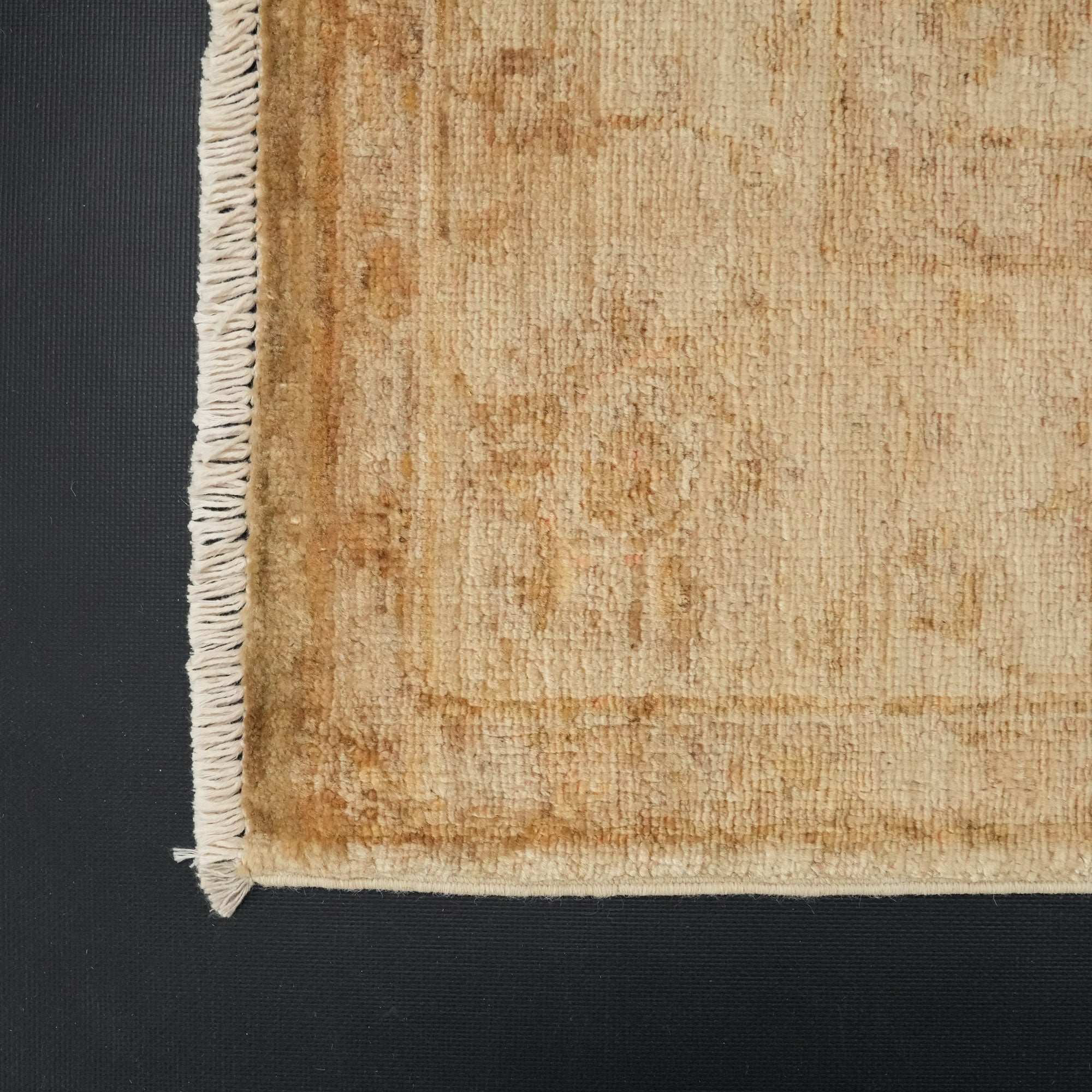 Retro Series Hand-Woven Vintage Patterned Beige Wool Carpet