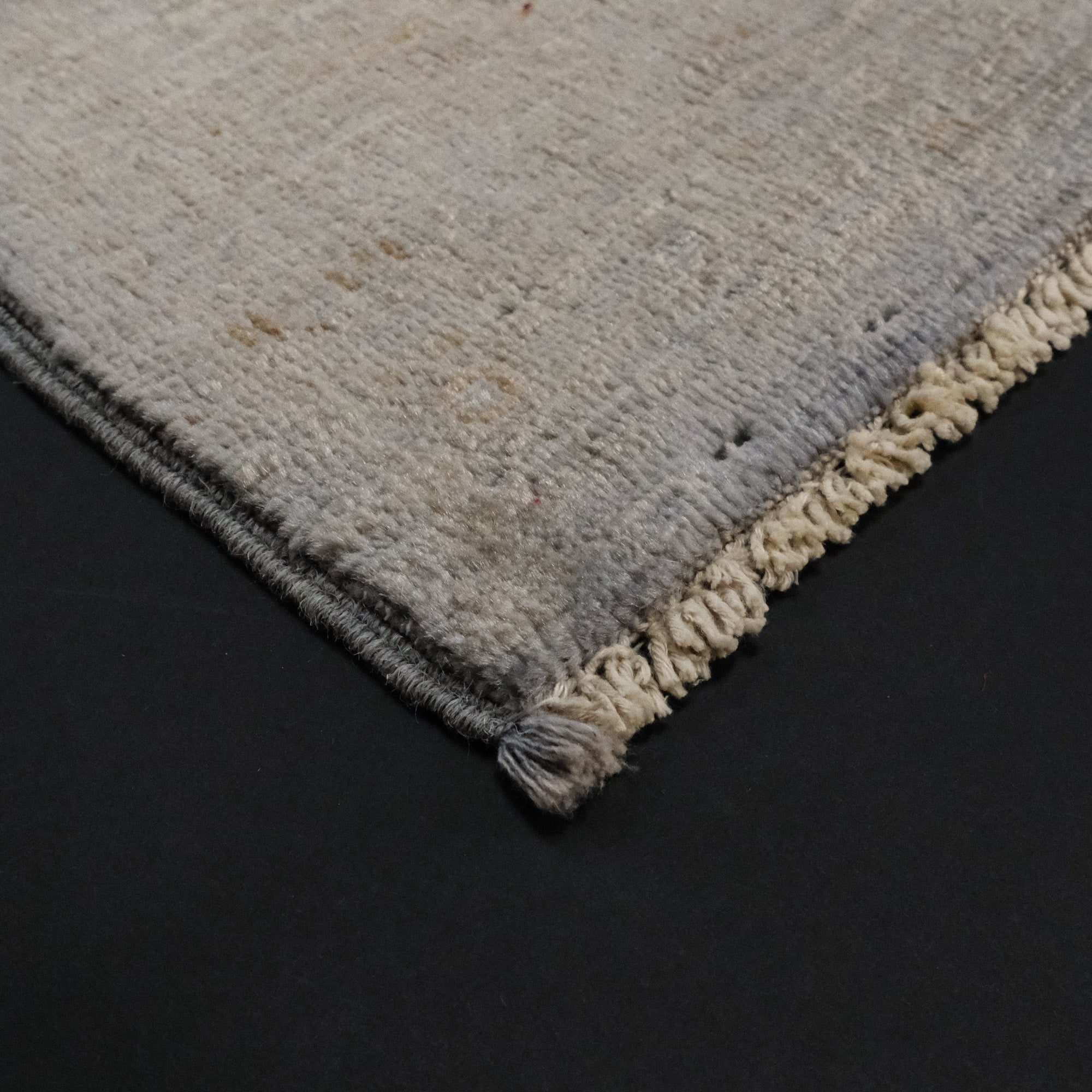 Retro Series Hand-Woven Vintage Patterned Gray Carpet