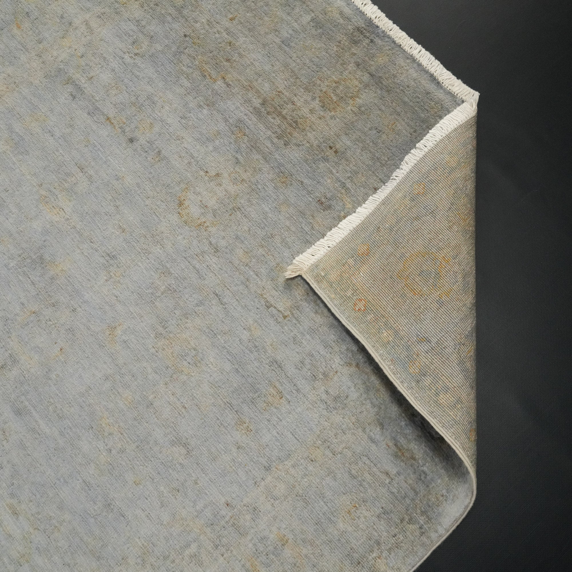 Retro Series Hand-Woven Vintage Patterned Gray Wool Carpet