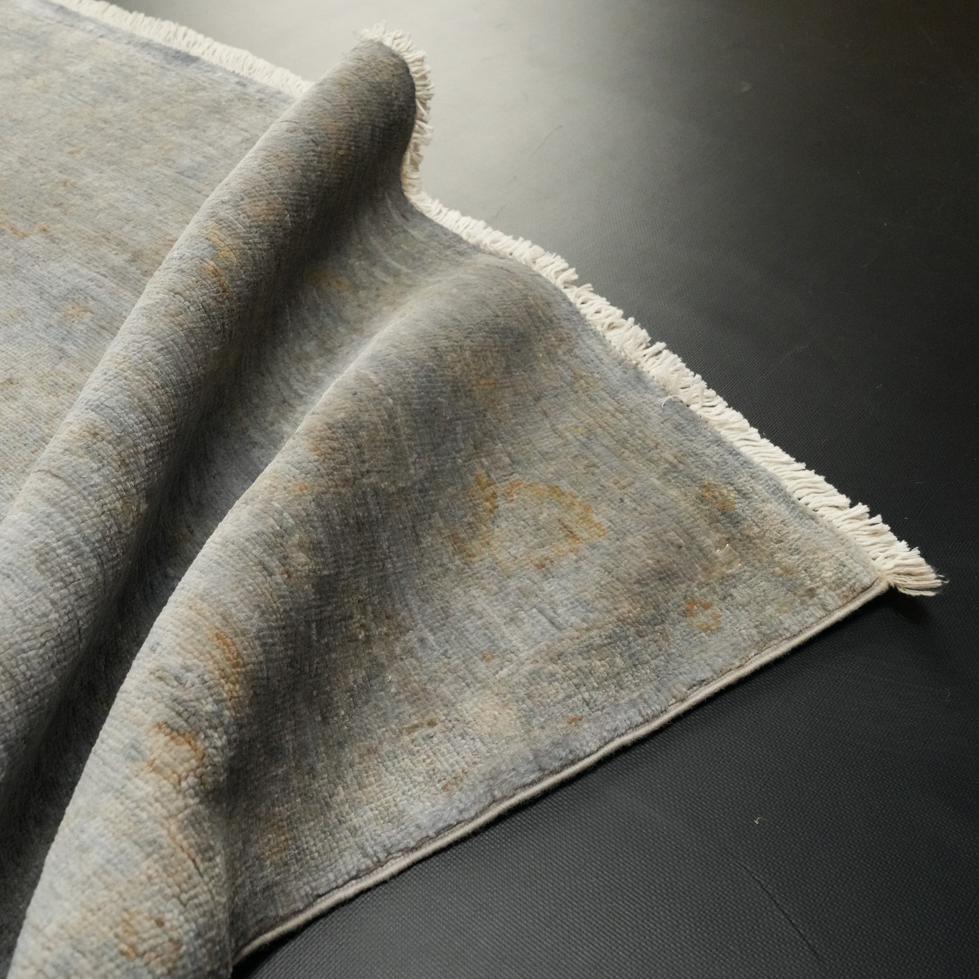 Retro Series Hand-Woven Vintage Patterned Gray Wool Carpet