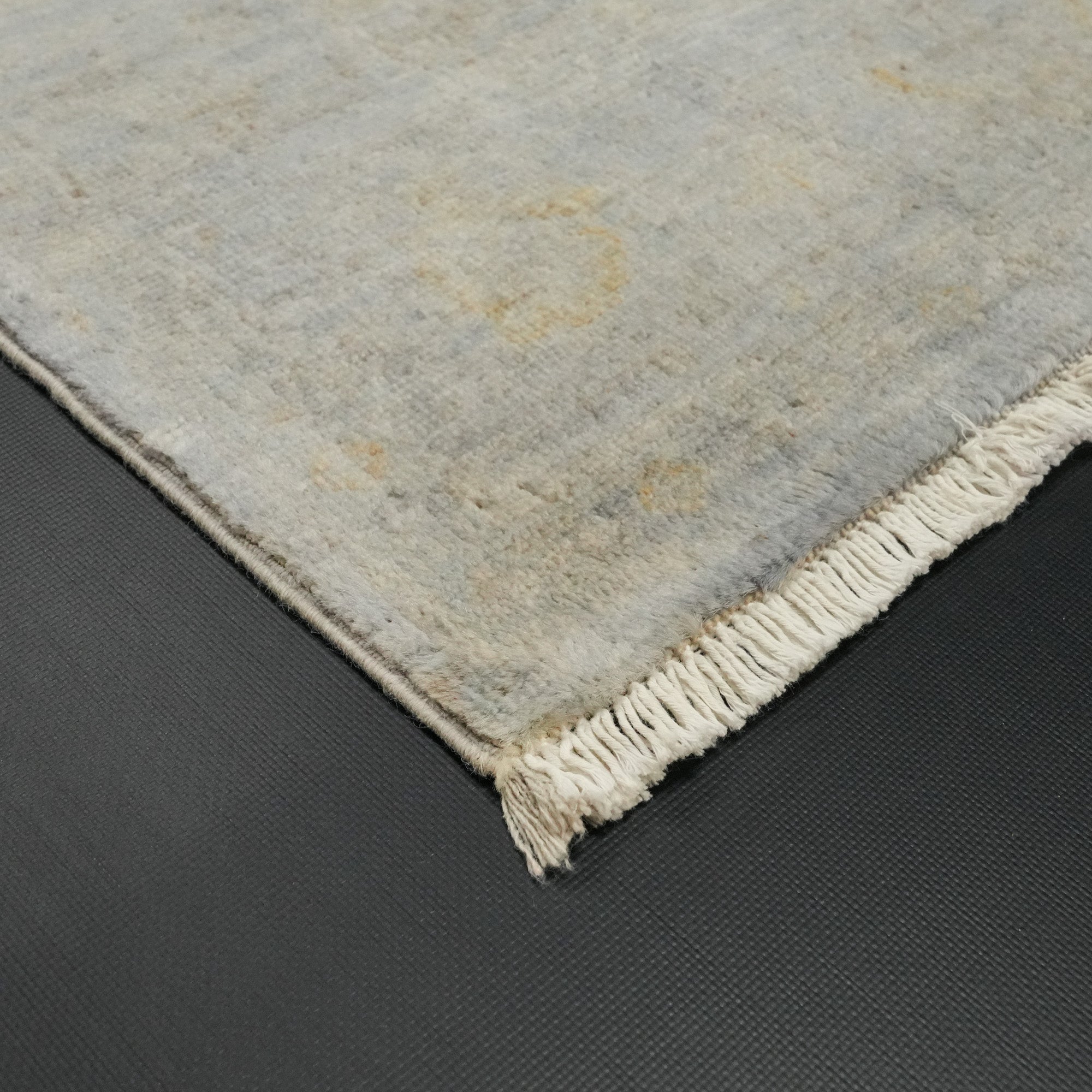 Retro Series Hand-Woven Vintage Patterned Gray Wool Carpet
