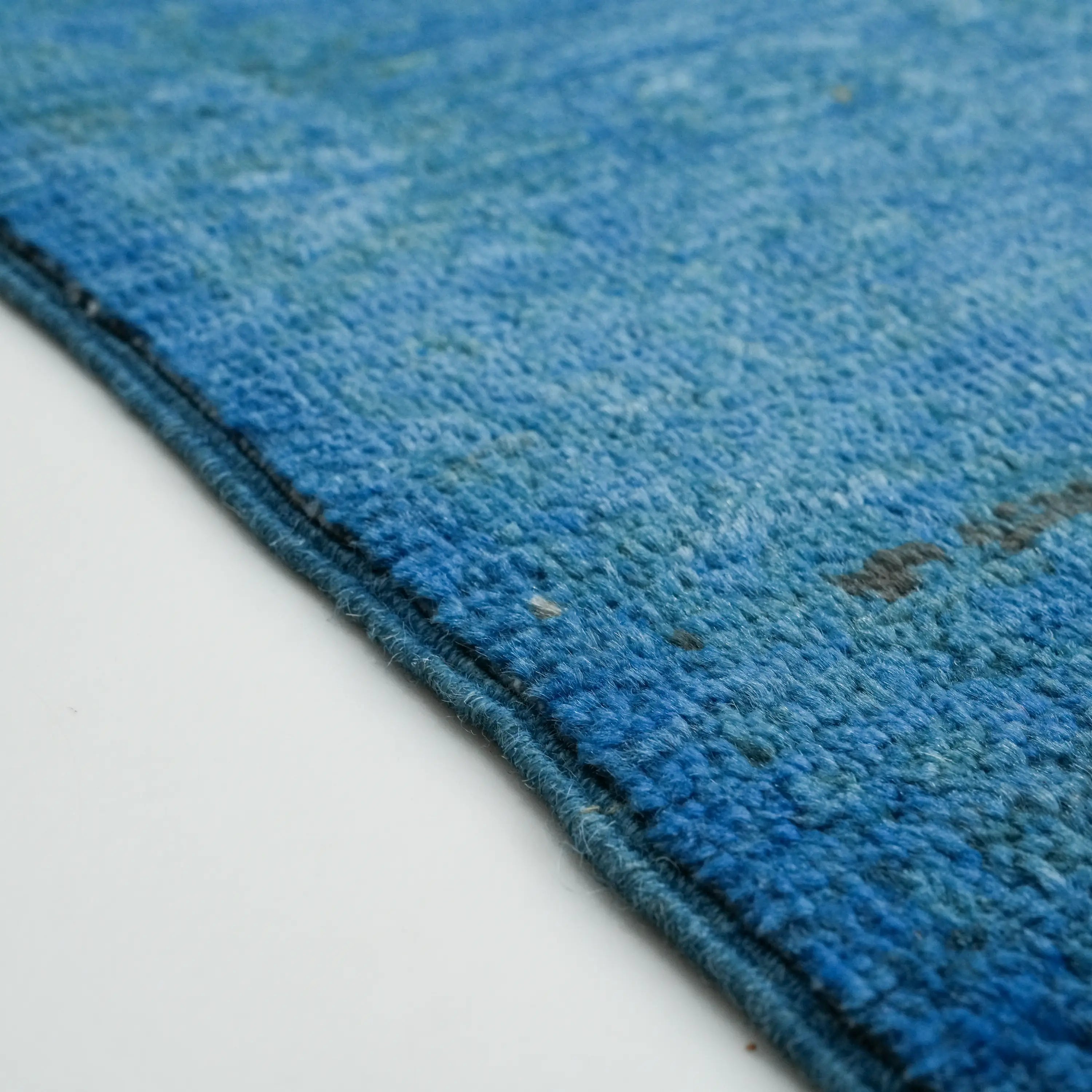 Retro Series Vintage Design Hand Woven Carpet