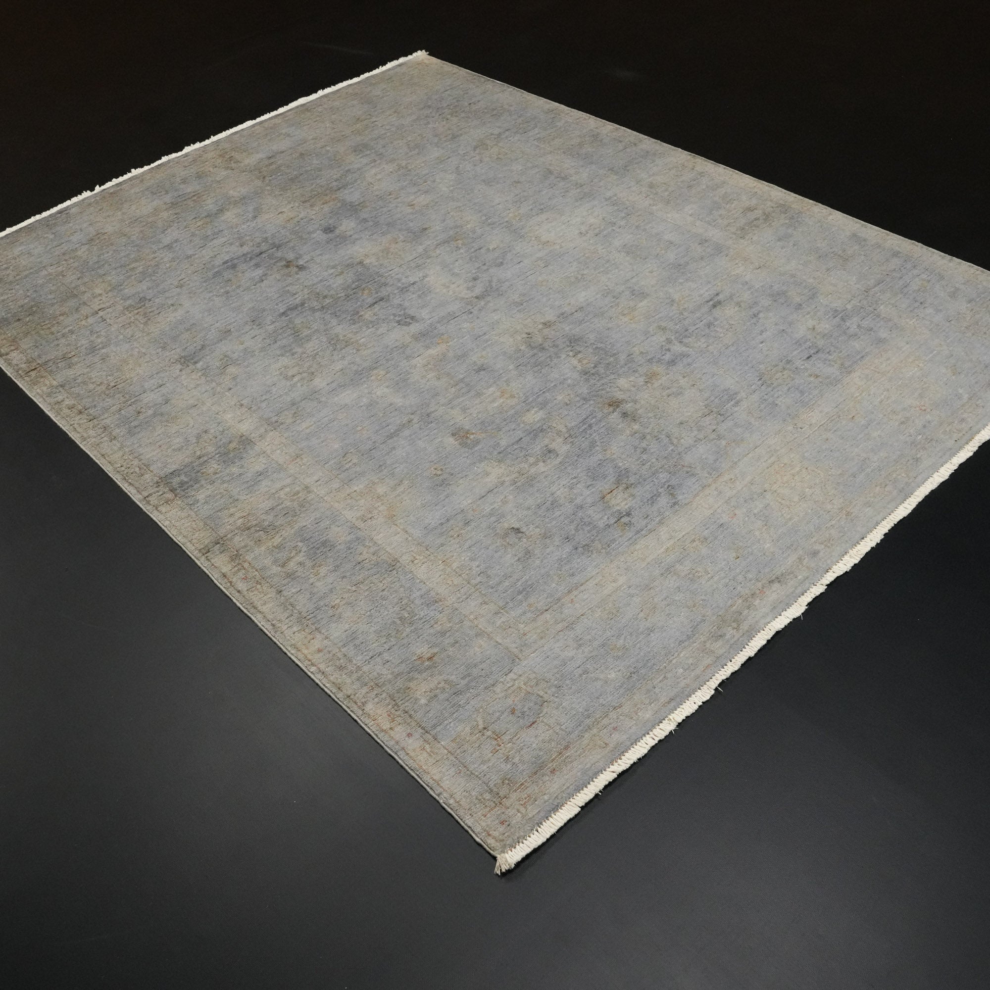 Retro Series Hand-Woven Vintage Patterned Wool Gray Carpet