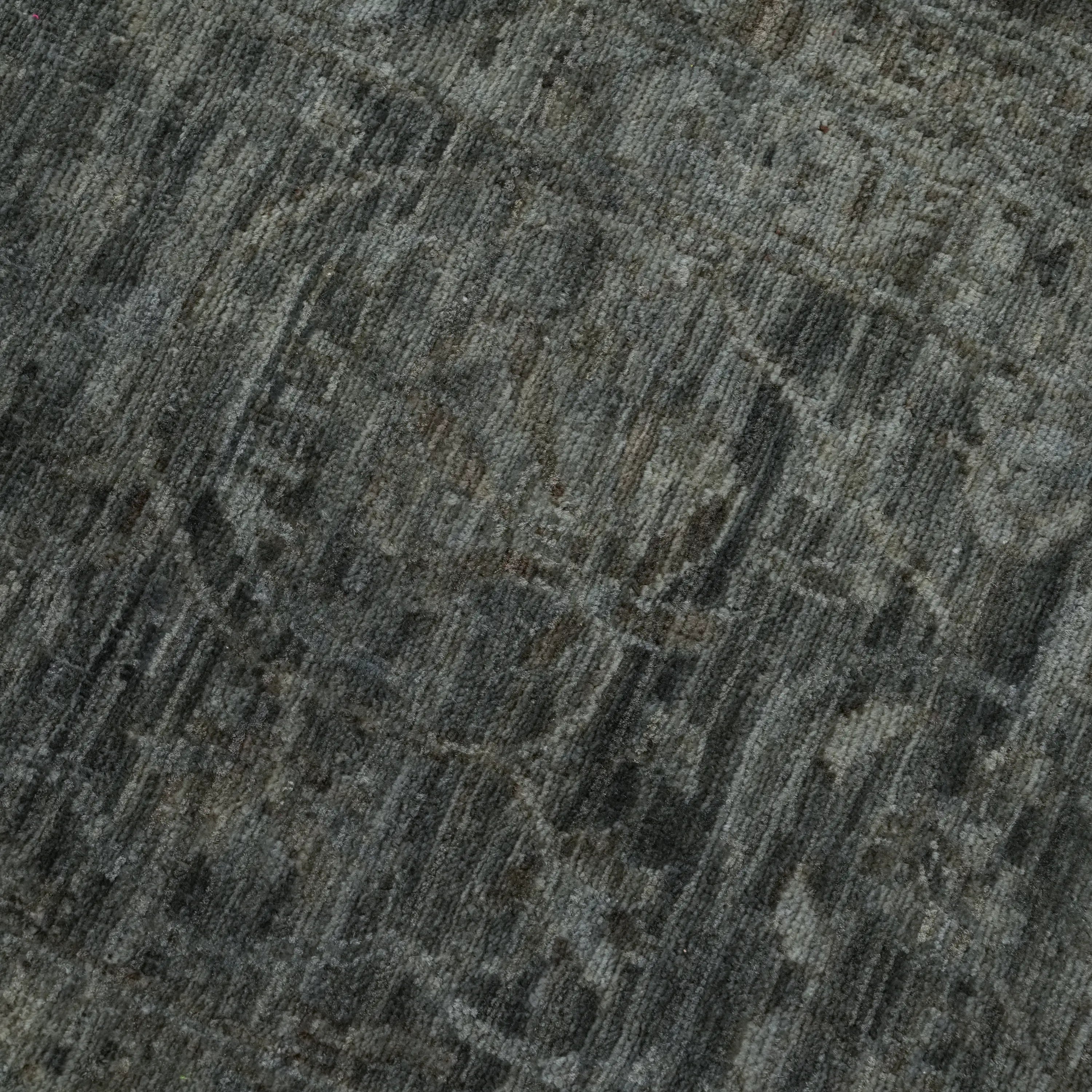 Retro Series Handwoven Vintage Patterned Wool Gray Rug