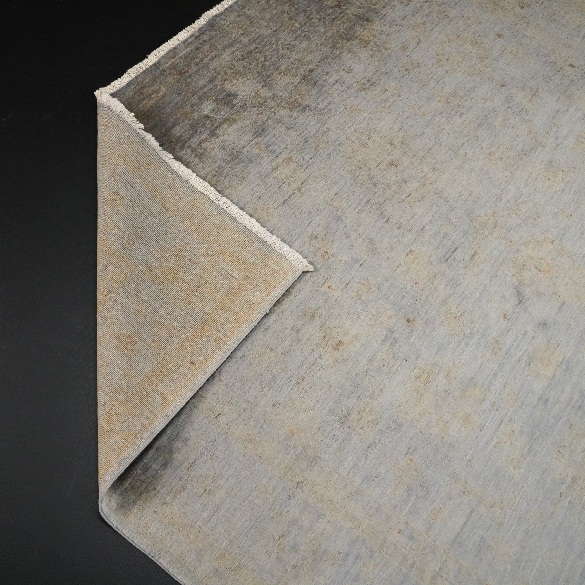 Retro Series Hand-Woven Vintage Patterned Wool Gray Carpet