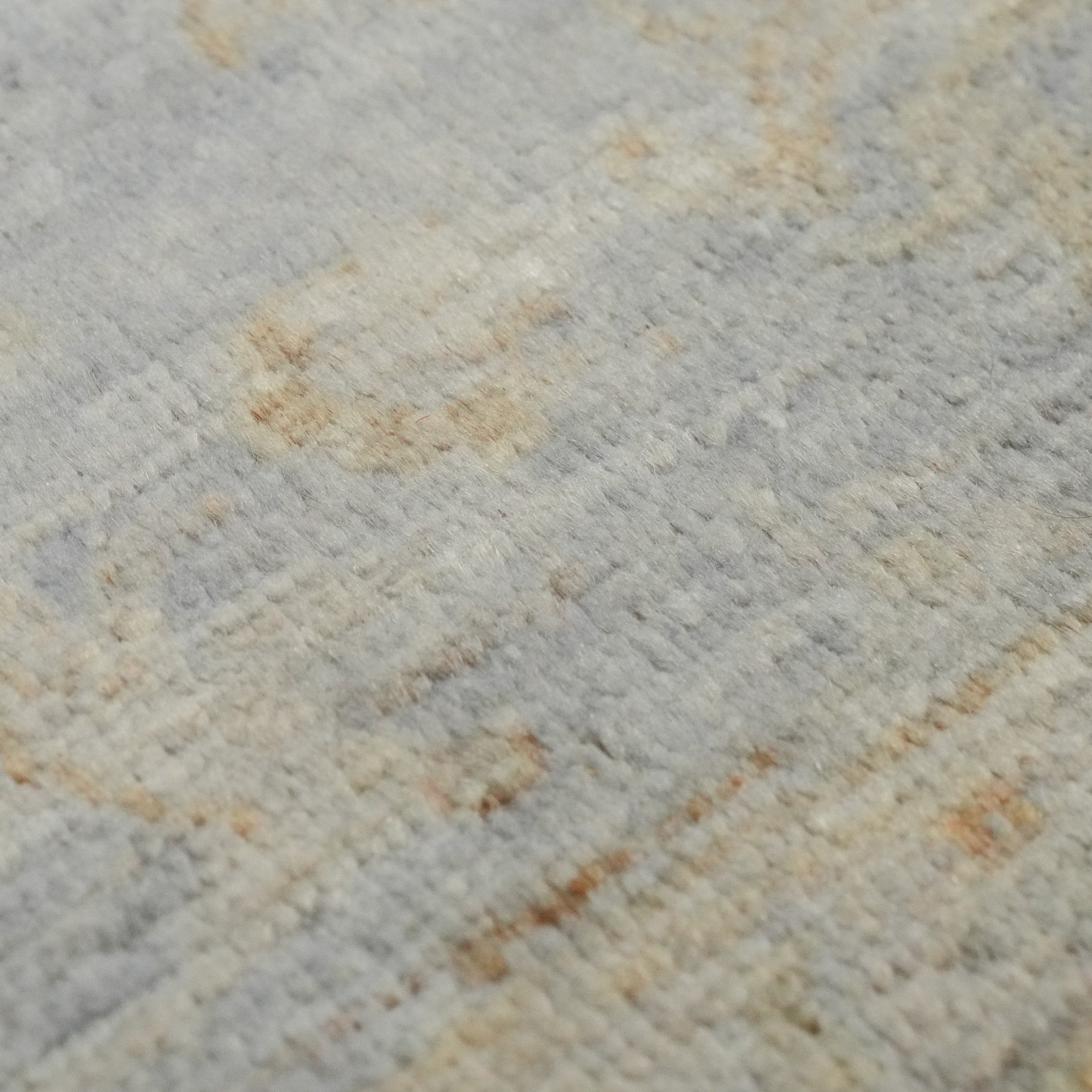 Retro Series Hand-Woven Vintage Patterned Wool Gray Carpet