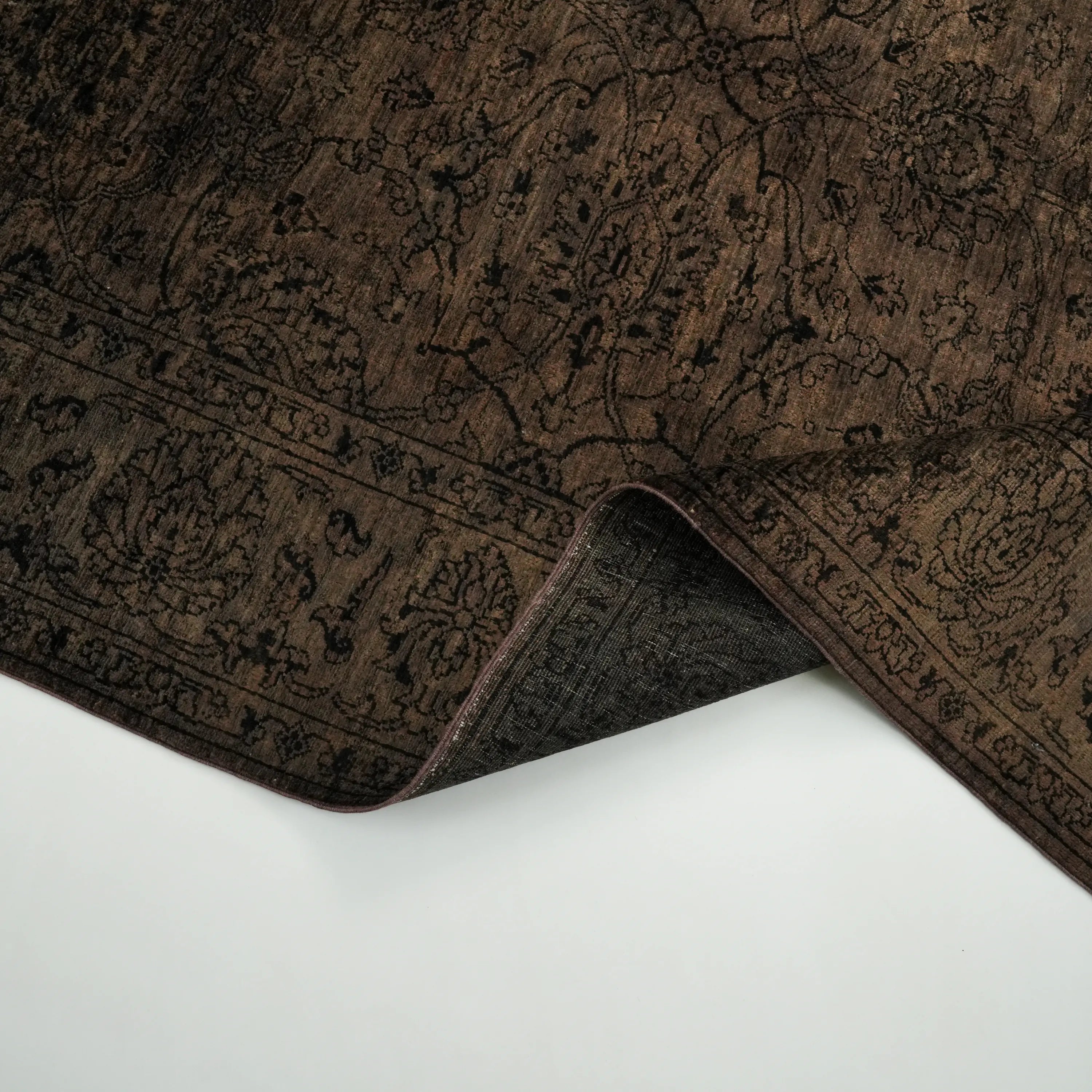 Retro Series Handwoven Vintage Patterned Wool Brown Rug