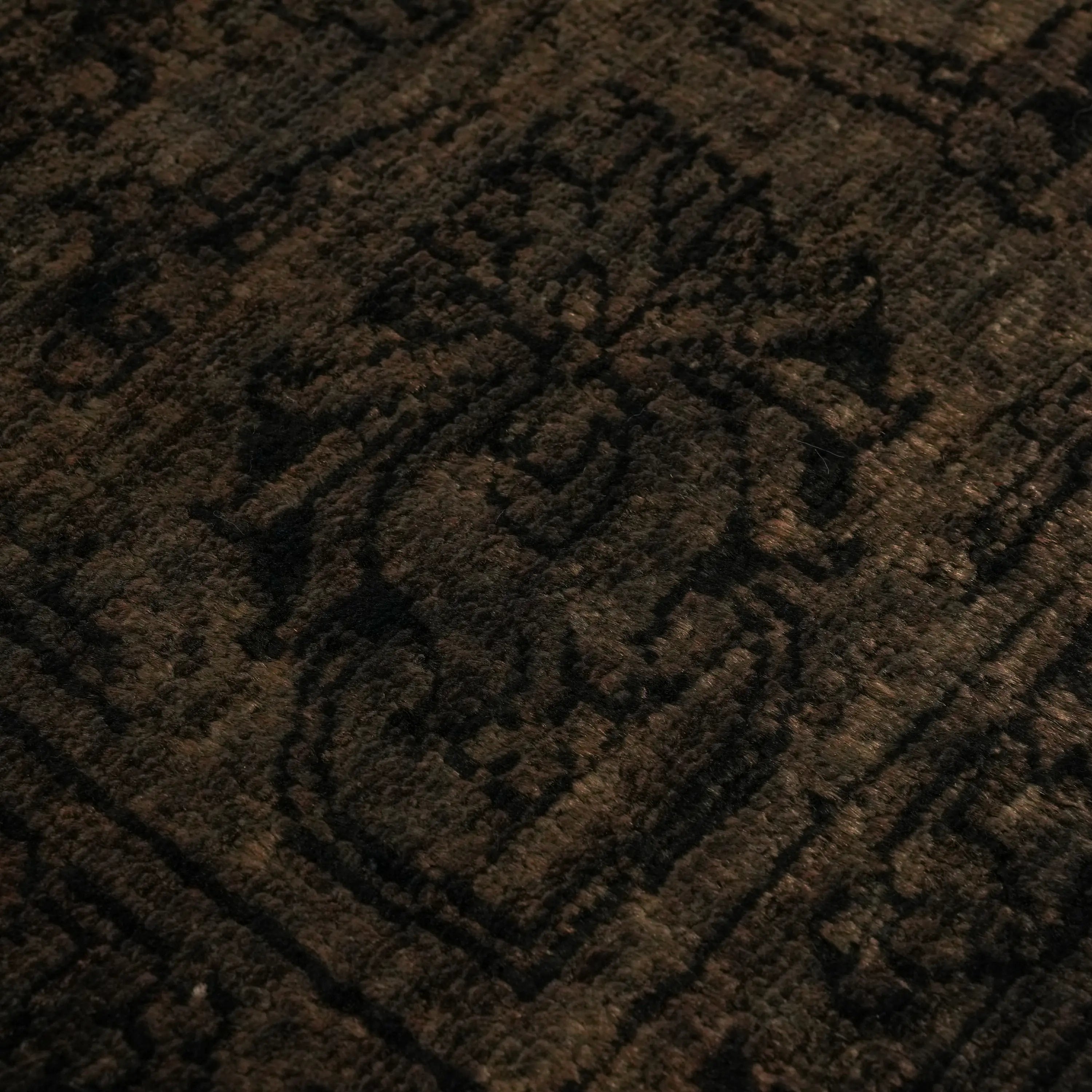 Retro Series Handwoven Vintage Patterned Wool Brown Rug