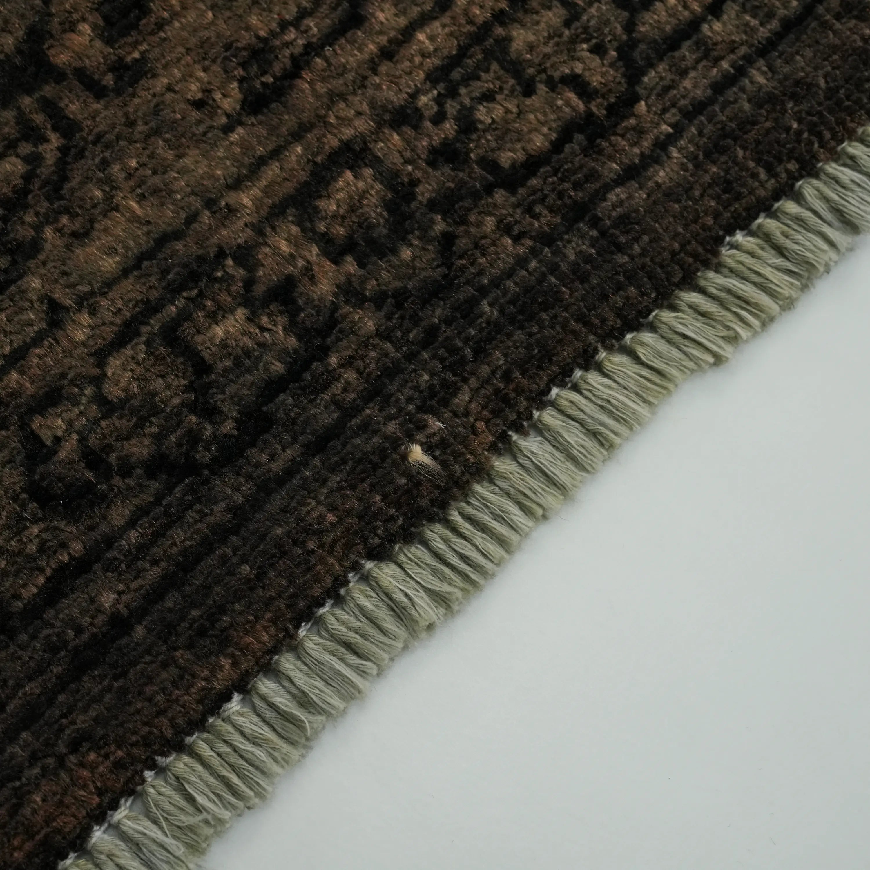 Retro Series Handwoven Vintage Patterned Wool Brown Rug