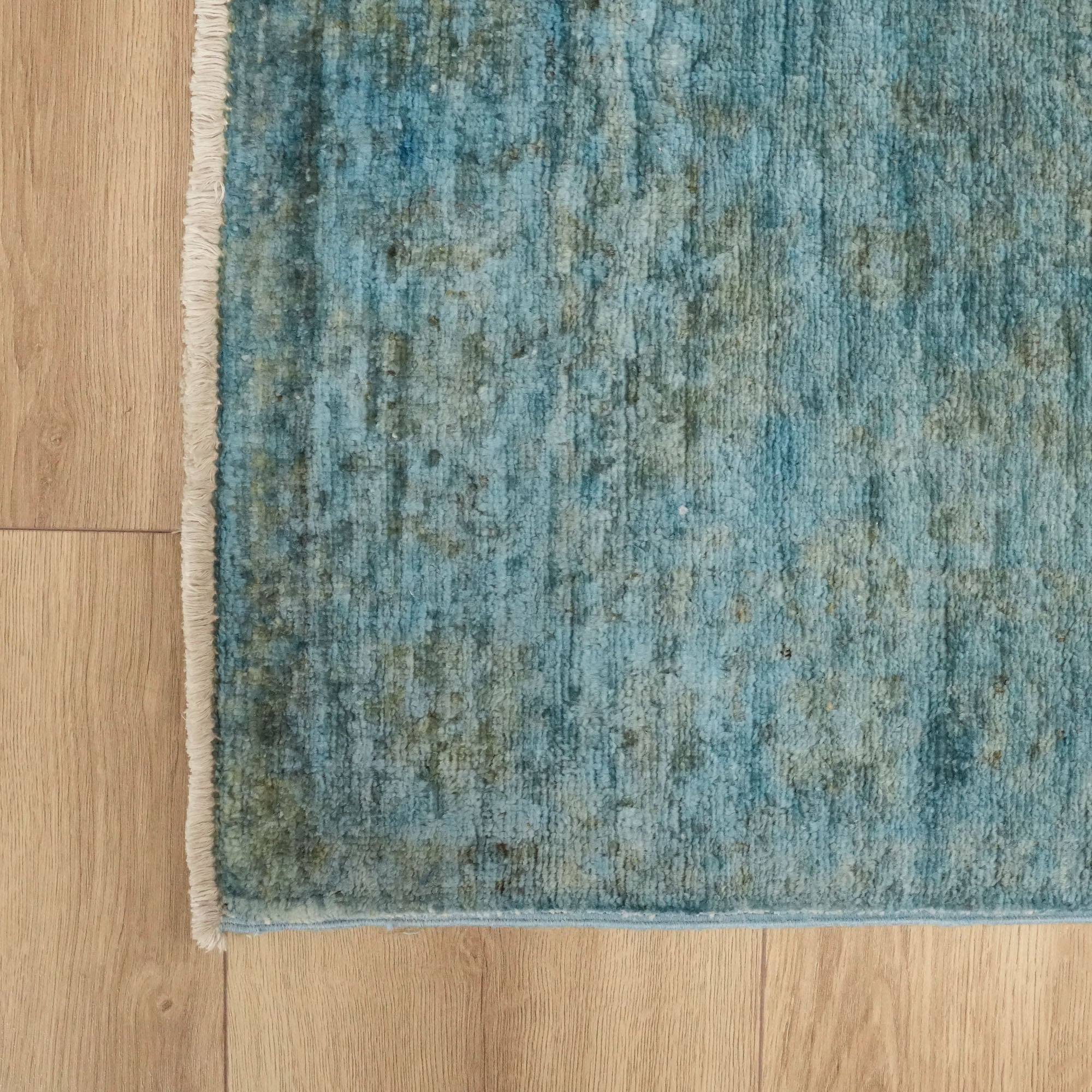 Retro Series Hand Woven Vintage Patterned Wool Blue Carpet