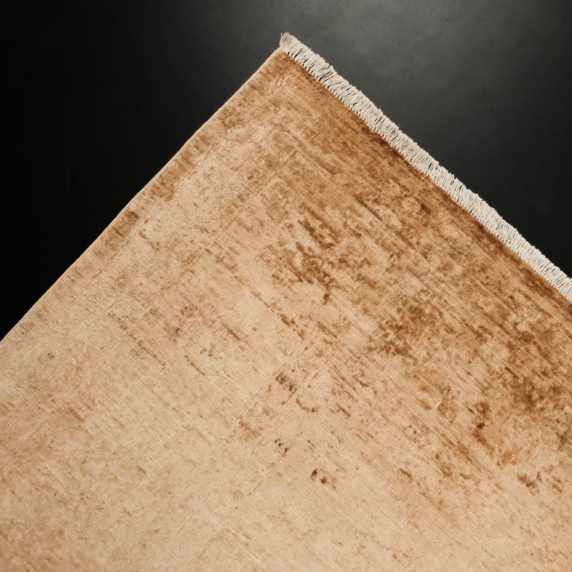 Retro Series Hand Woven Vintage Yellow Carpet