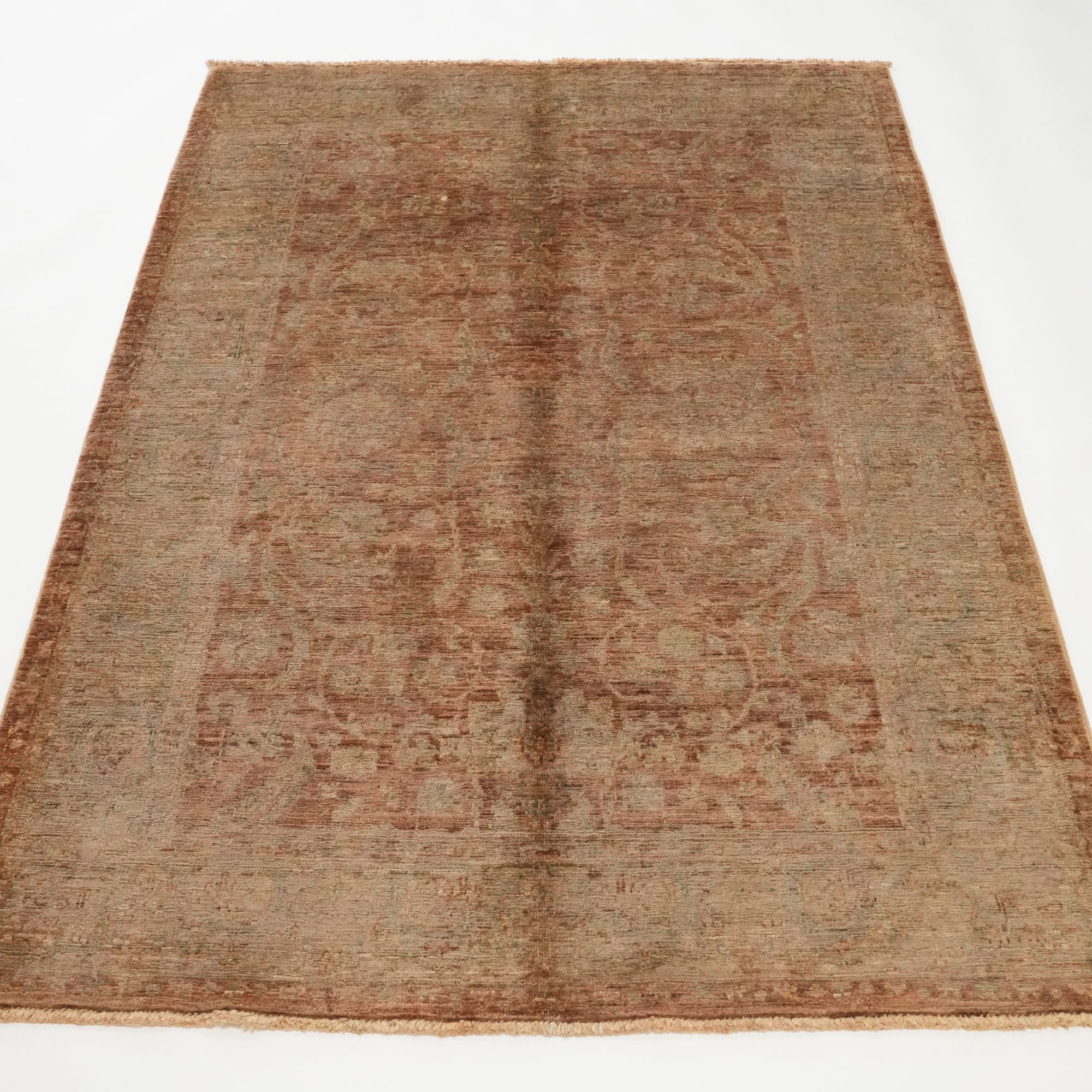 Retro Serisi El Dokuma Yün Vintage Desenli Kahverengi Halı