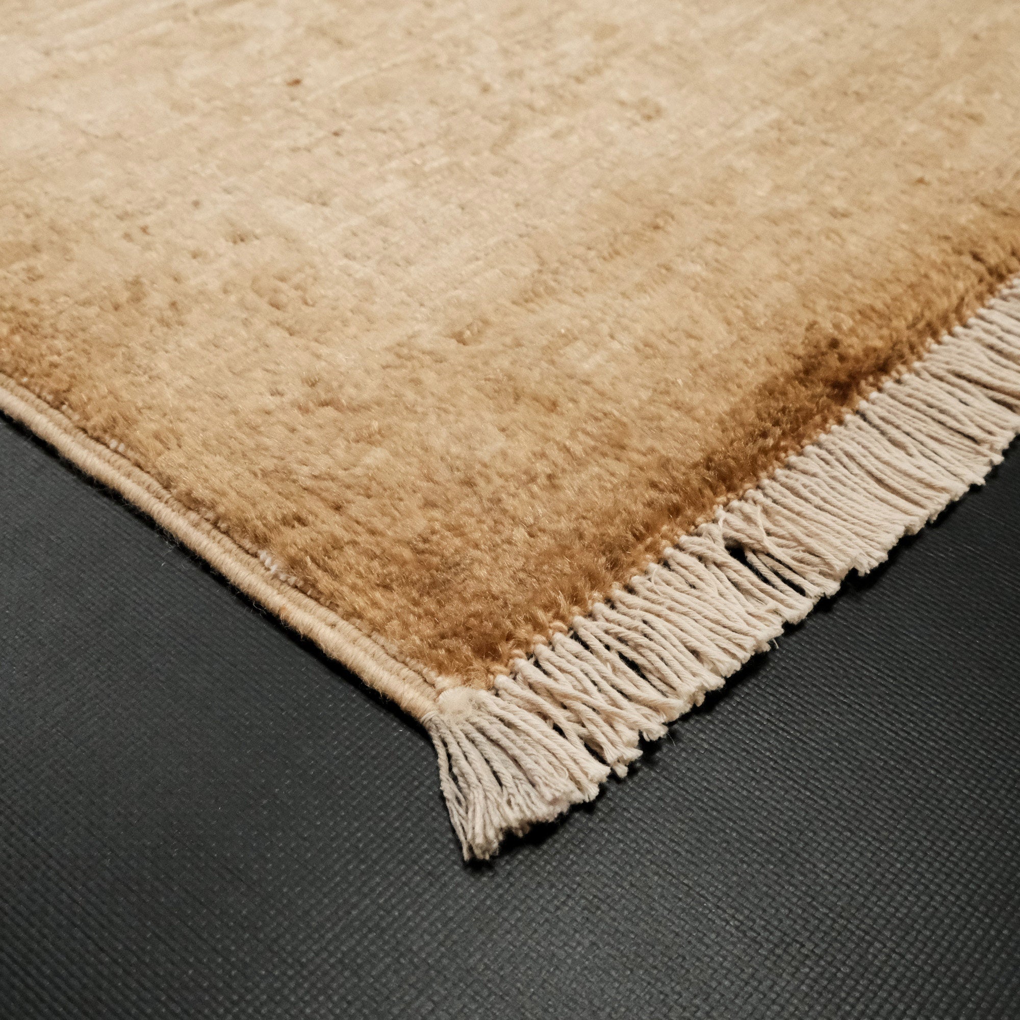 Retro Serisi Sarı Vintage El Dokuma Halı