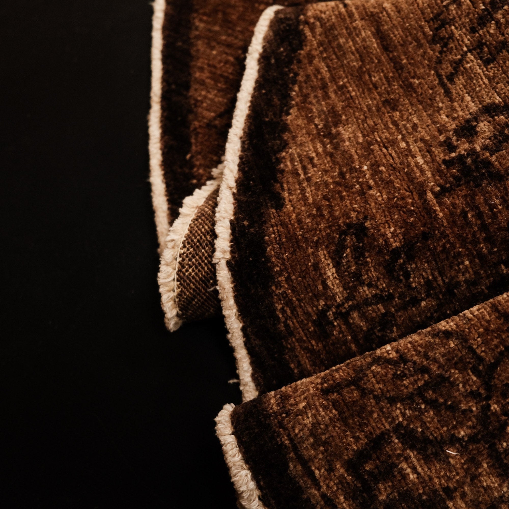 Retro Series Vintage Design Hand Woven Carpet