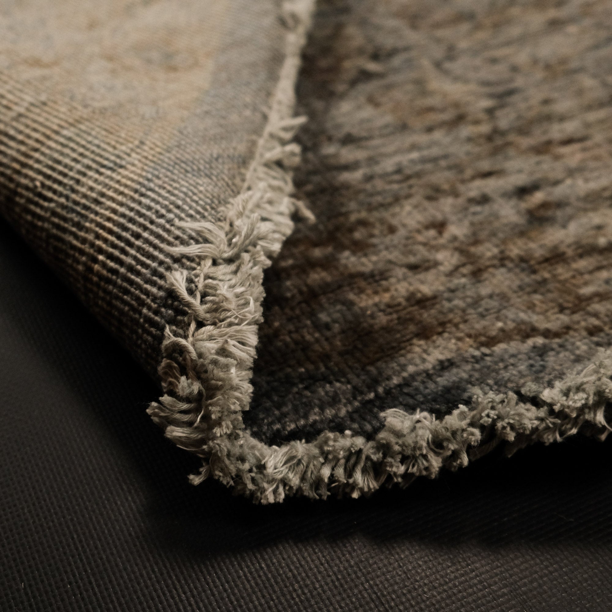 Retro Serisi El Dokuma Vintage Desenli Yün Yeşil Halı