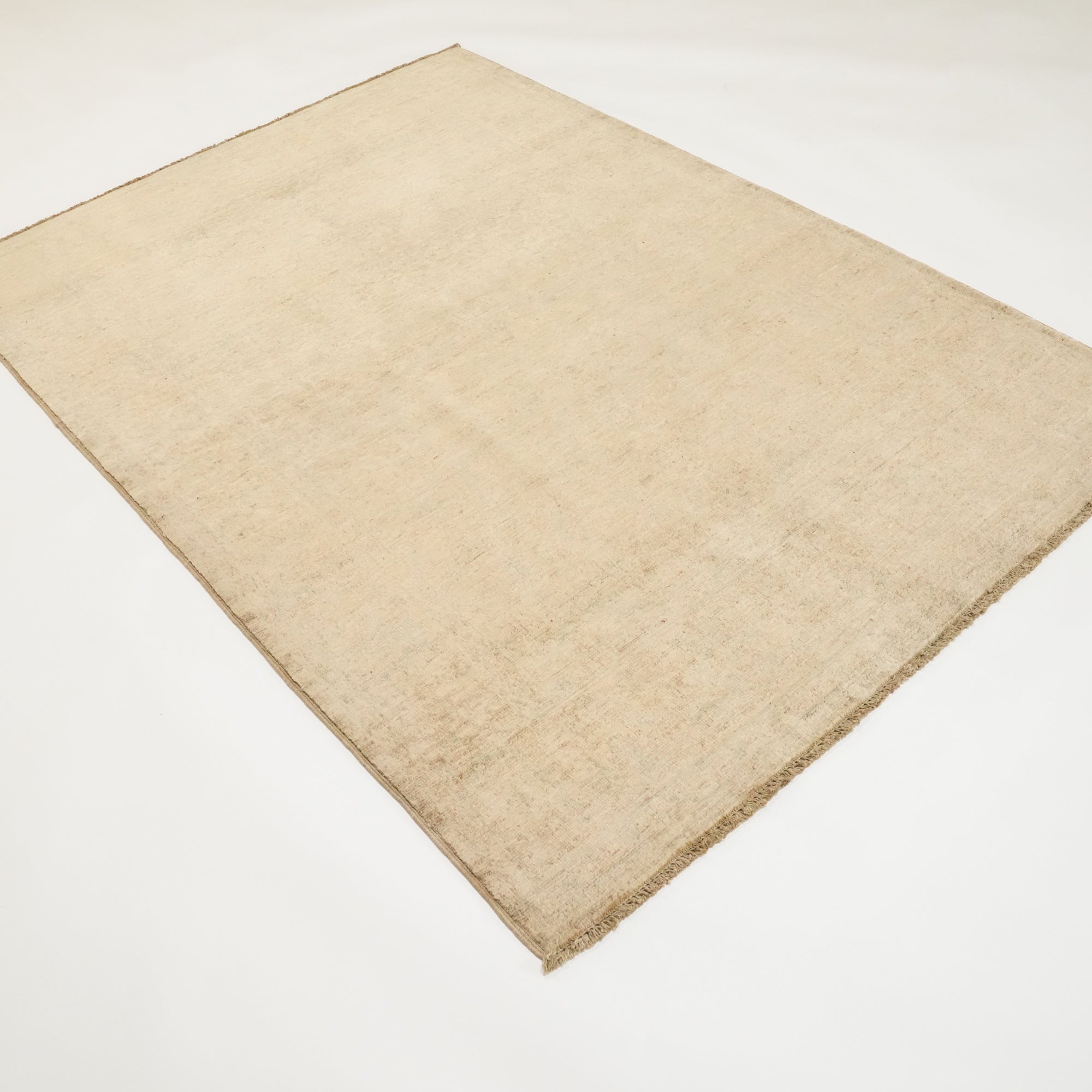 Retro Series Hand Woven Vintage Patterned Gold Wool Carpet