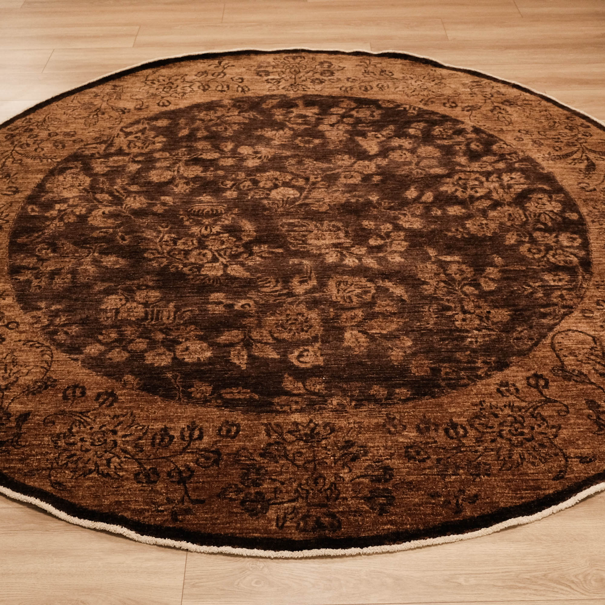 Retro Series Vintage Design Hand Woven Carpet