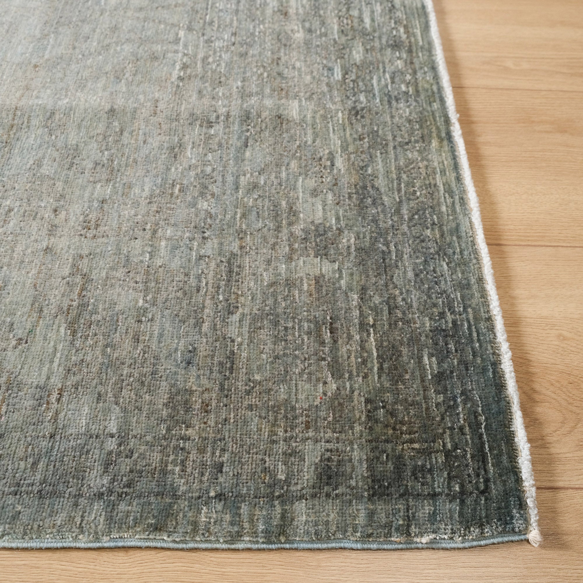 Retro Serisi Vintage Desenli El Dokuma Yeşil Halı