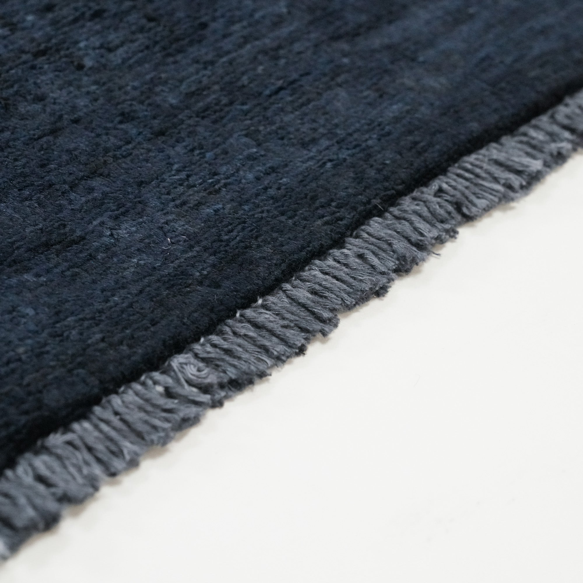 Retro Serisi El Dokuma Vintage Desenli Lacivert Yün Halı