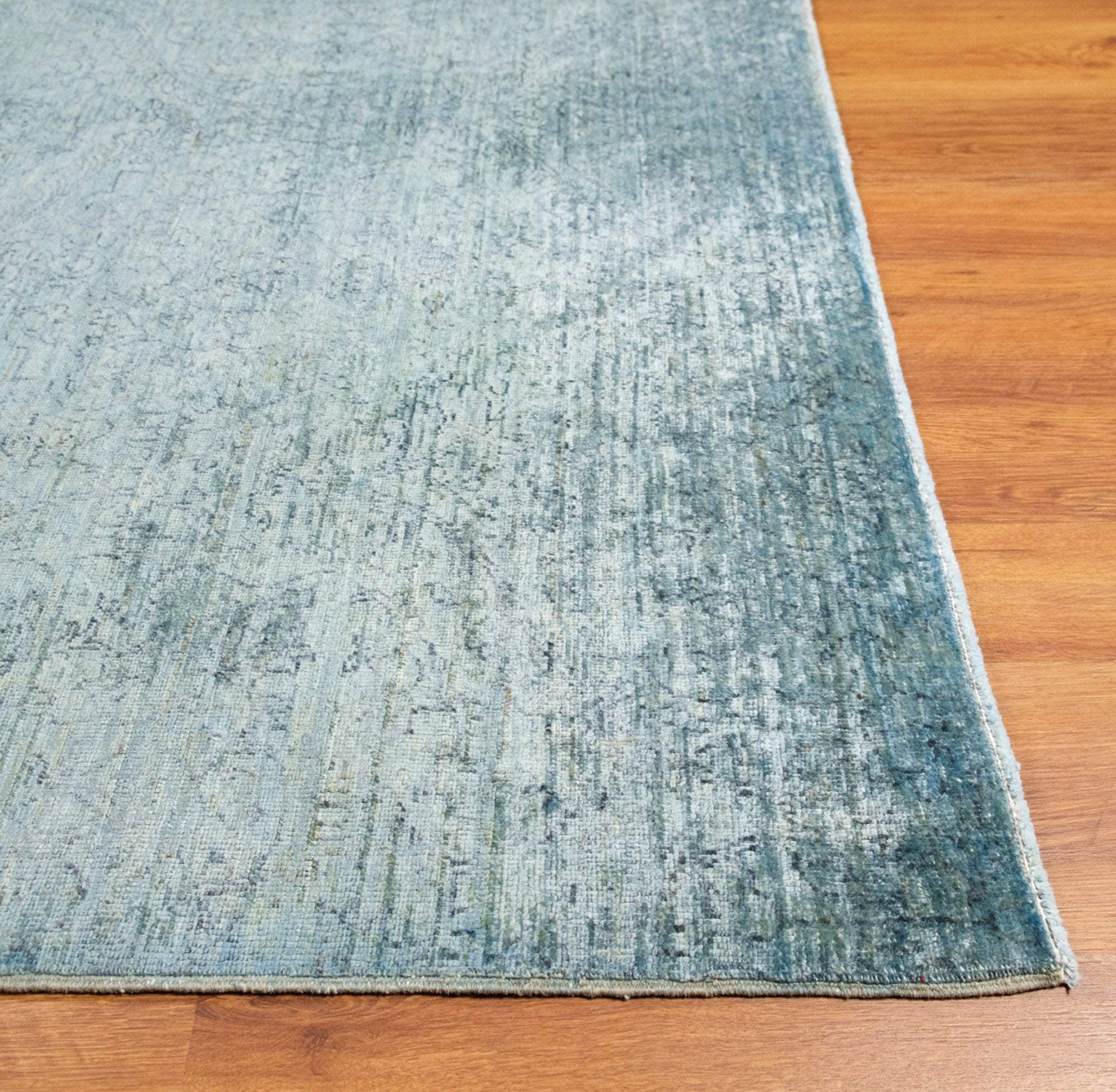 Retro Series Vintage Design Hand Woven Carpet