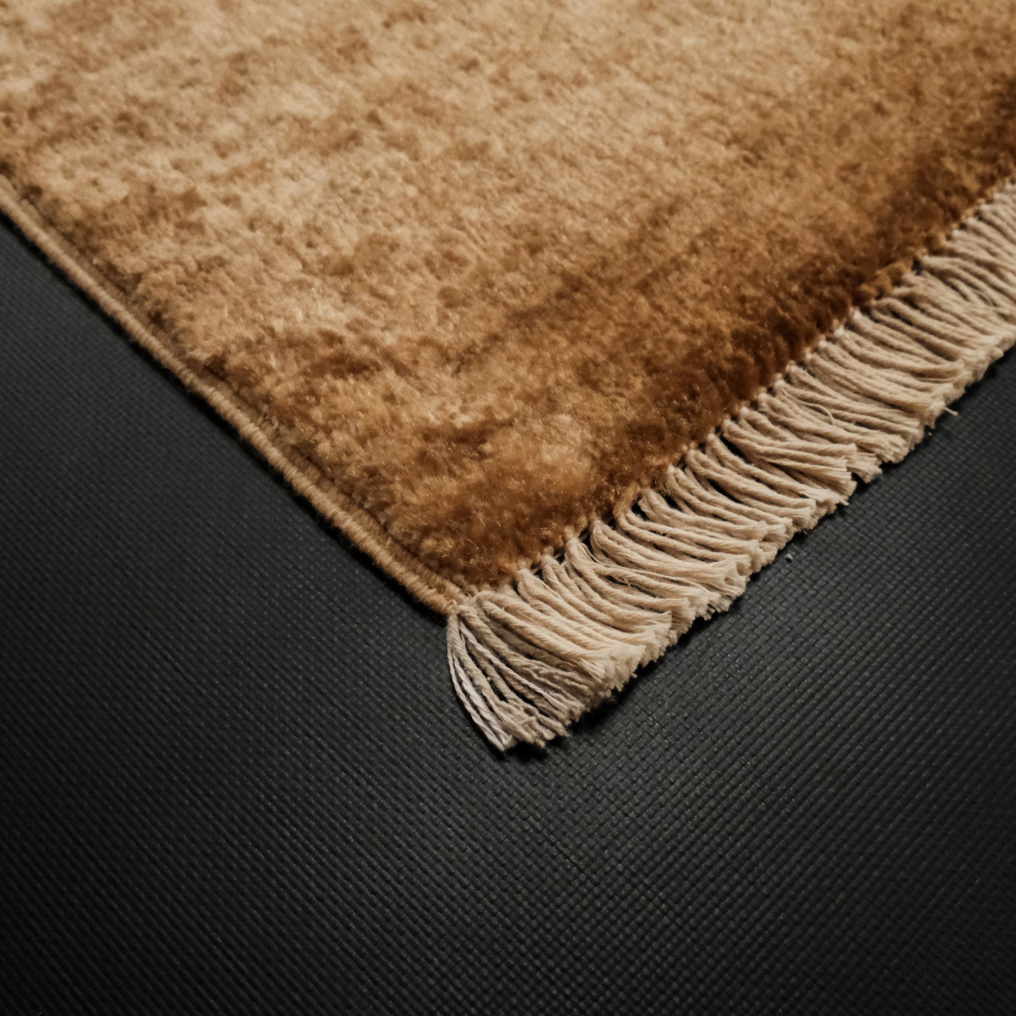 Retro Serisi Vintage Desenli El Dokuma Sarı Halı