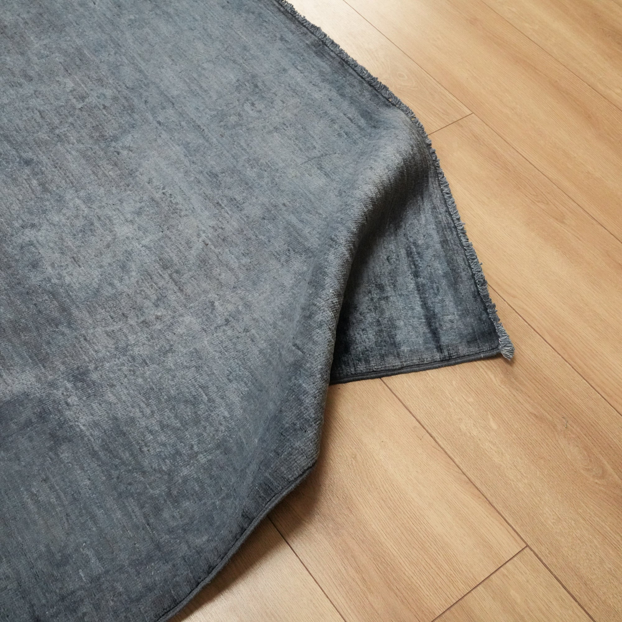 Retro Series Vintage Patterned Gray Wool Carpet