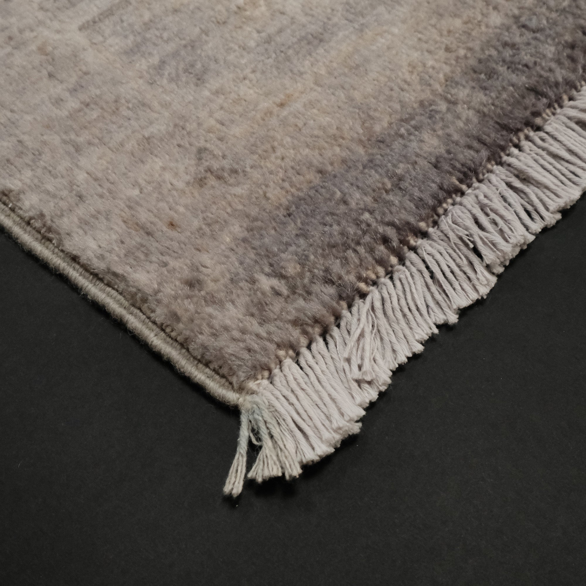 Retro Series Vintage Hand Woven Gray Carpet