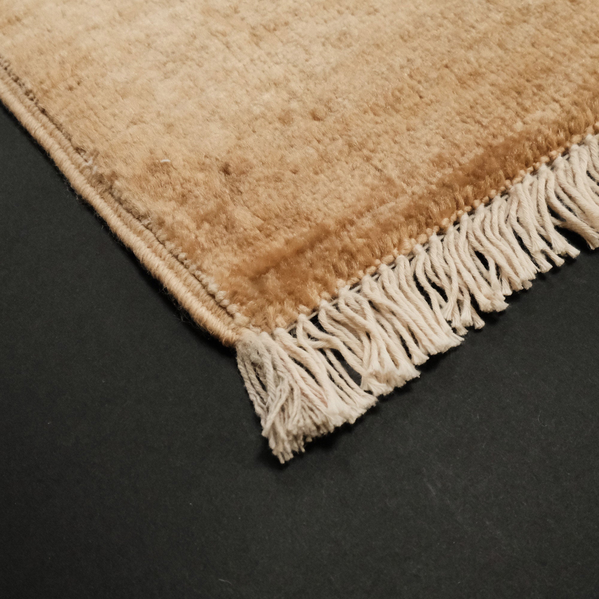 Retro Serisi Vintage El Dokuma Sarı Salon Ofis Halı