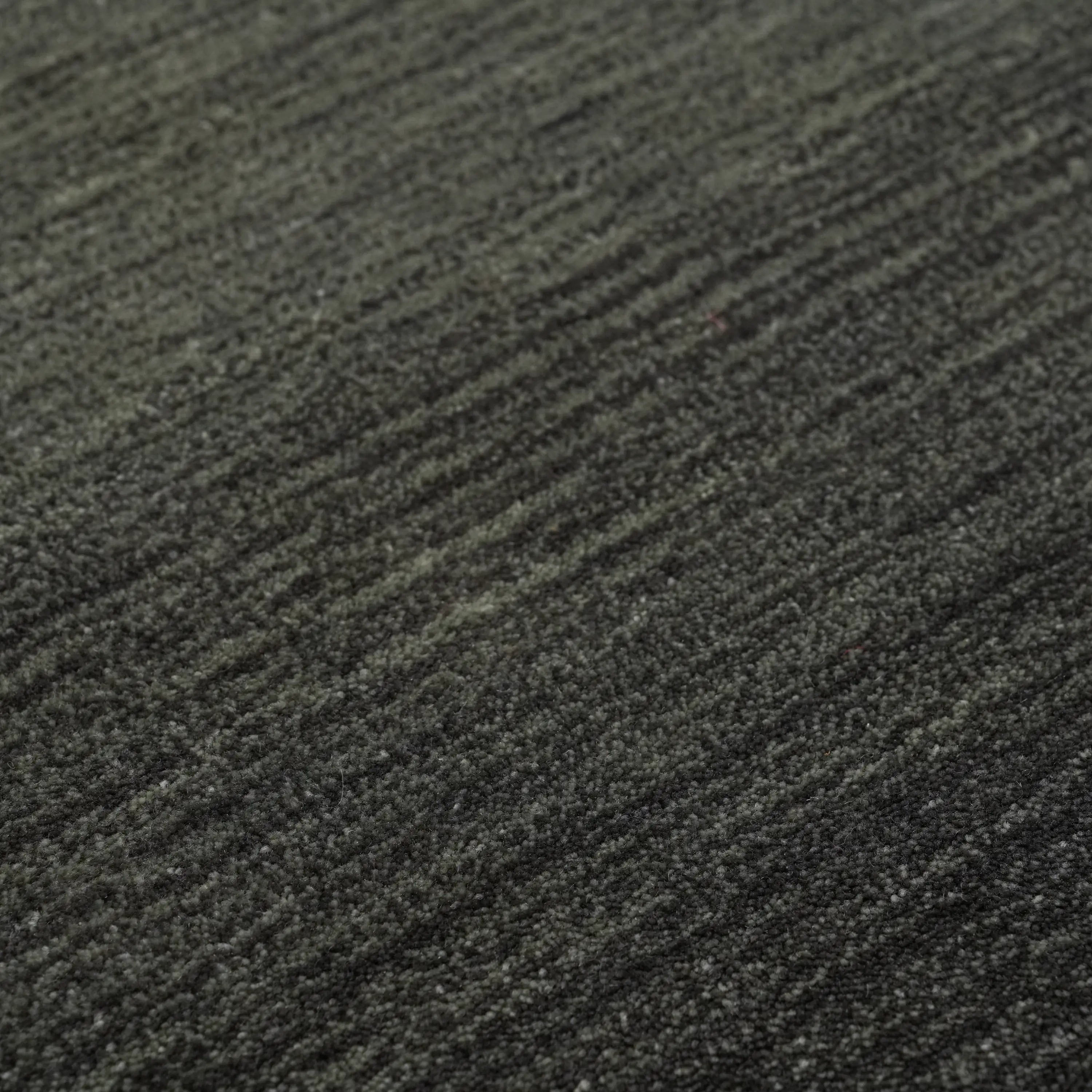 Sade Desenli Bej Yün Tezgah Dokuma Halı