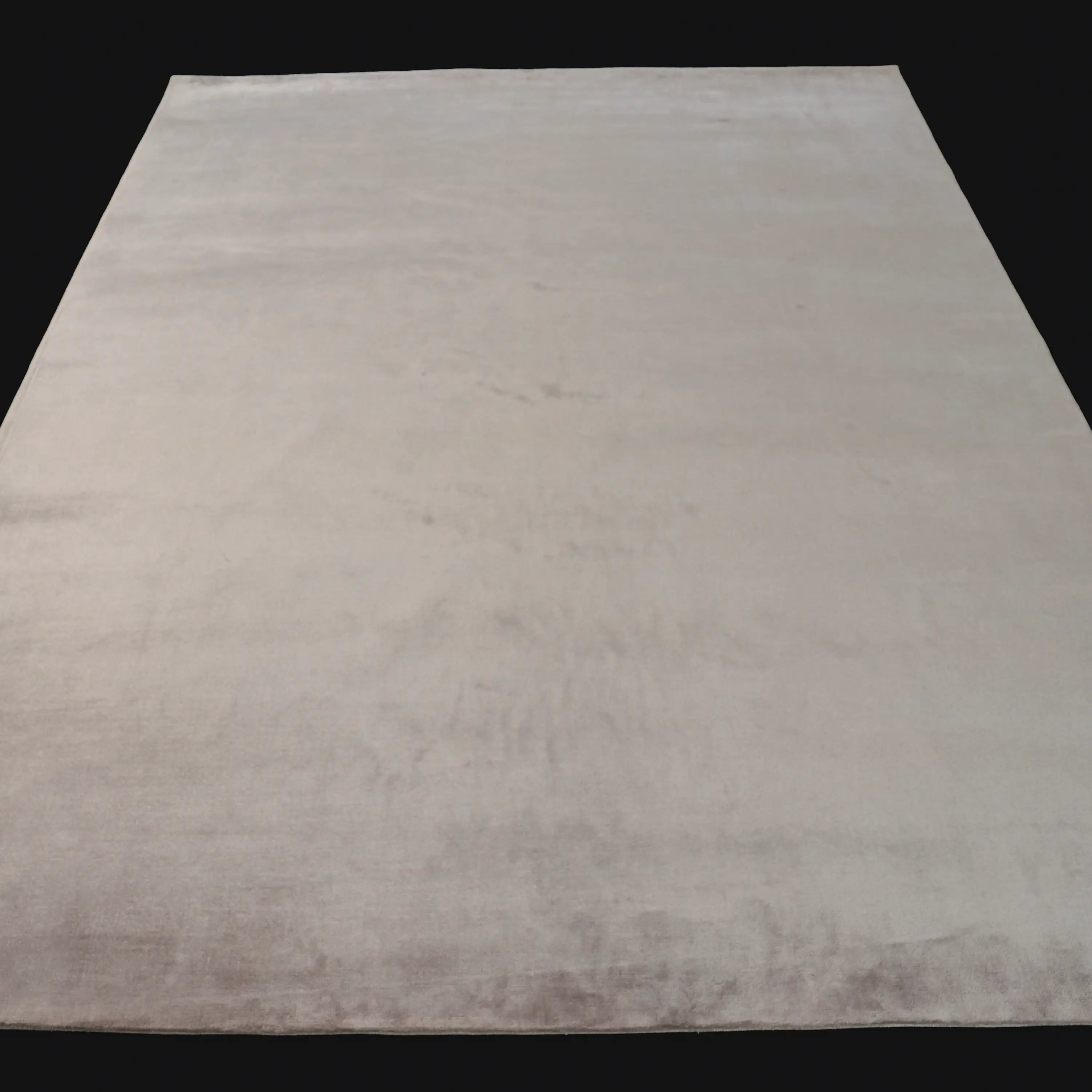 Sade Desenli Gri Viskon Halı