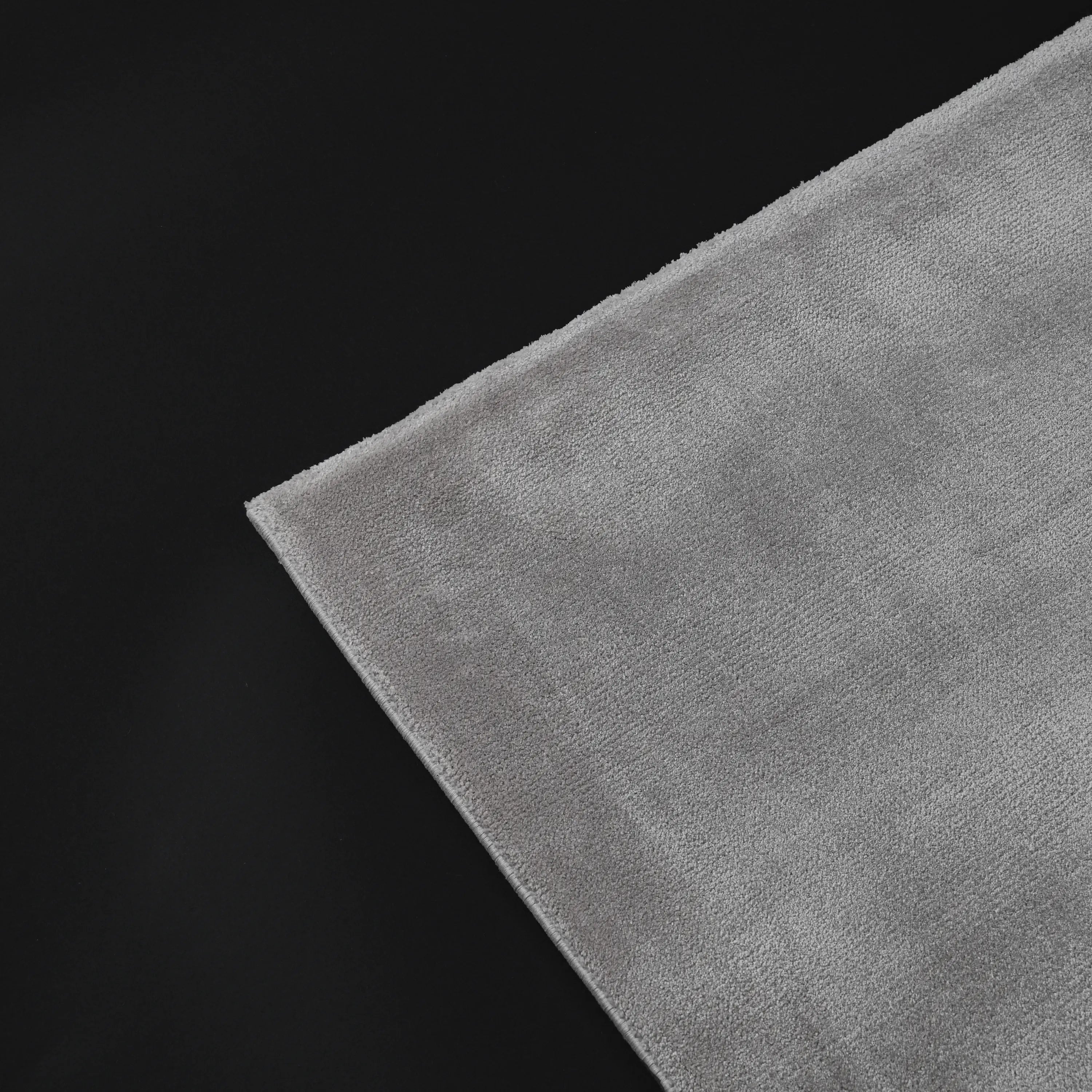 Plain Patterned Grey Viscose Rug